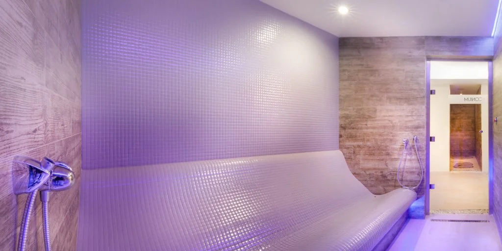 4* pobyt ve Varech: snídaně či polopenze i neomezený vstup do wellness