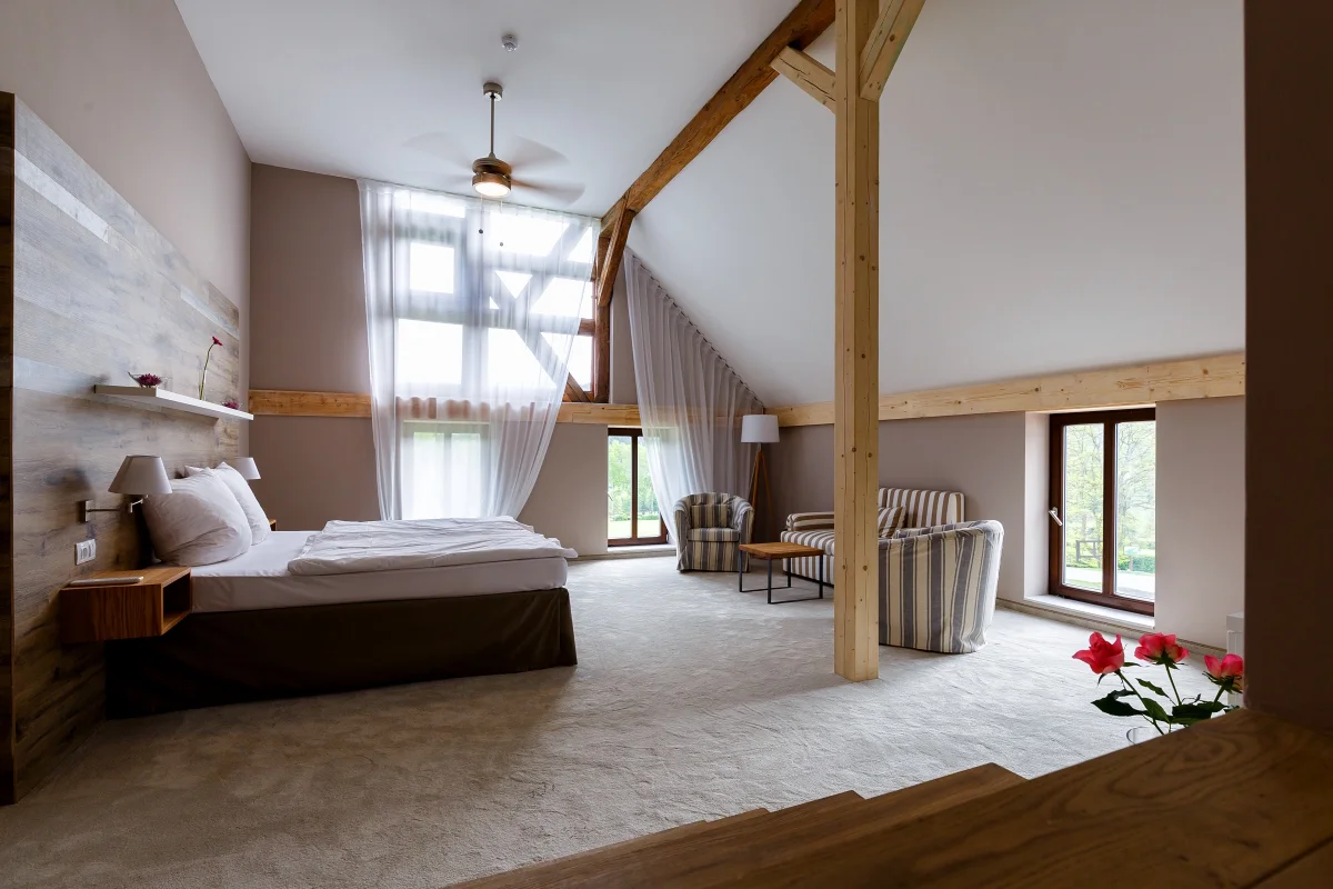 4* pobyt ve Varech: snídaně či polopenze i neomezený vstup do wellness