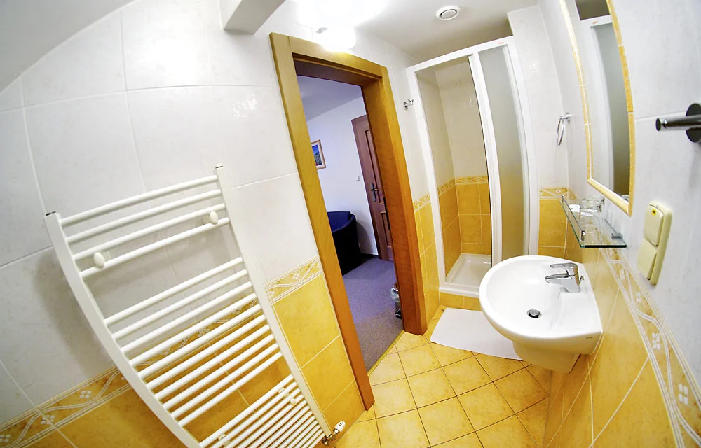 Královský odpočinek pod Tatrami v Kaštielu Lučivná: nádherná příroda, snídaně, možnost wellness