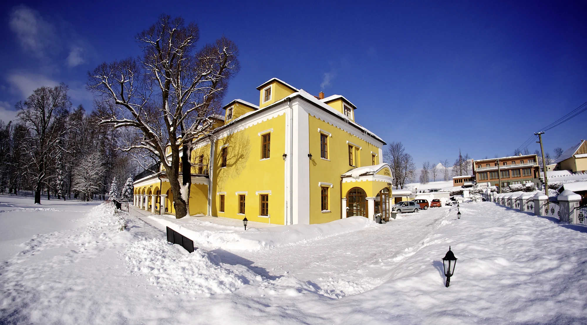 Královský odpočinek pod Tatrami v Kaštielu Lučivná: nádherná příroda, snídaně, možnost wellness