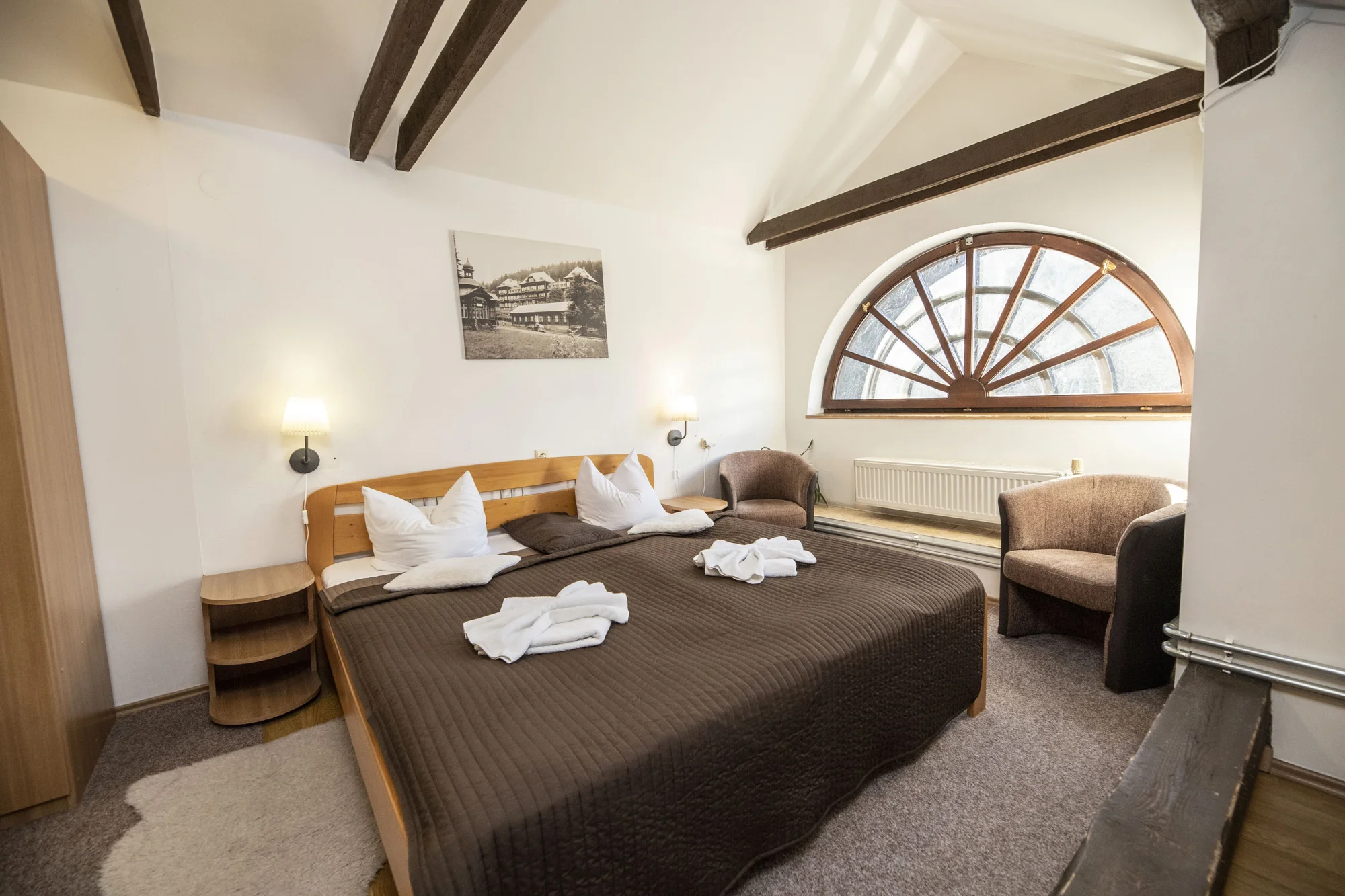 Krásná příroda a klid Karlovy Studánky: polopenze i vstup do bazénu a Thermal Parku