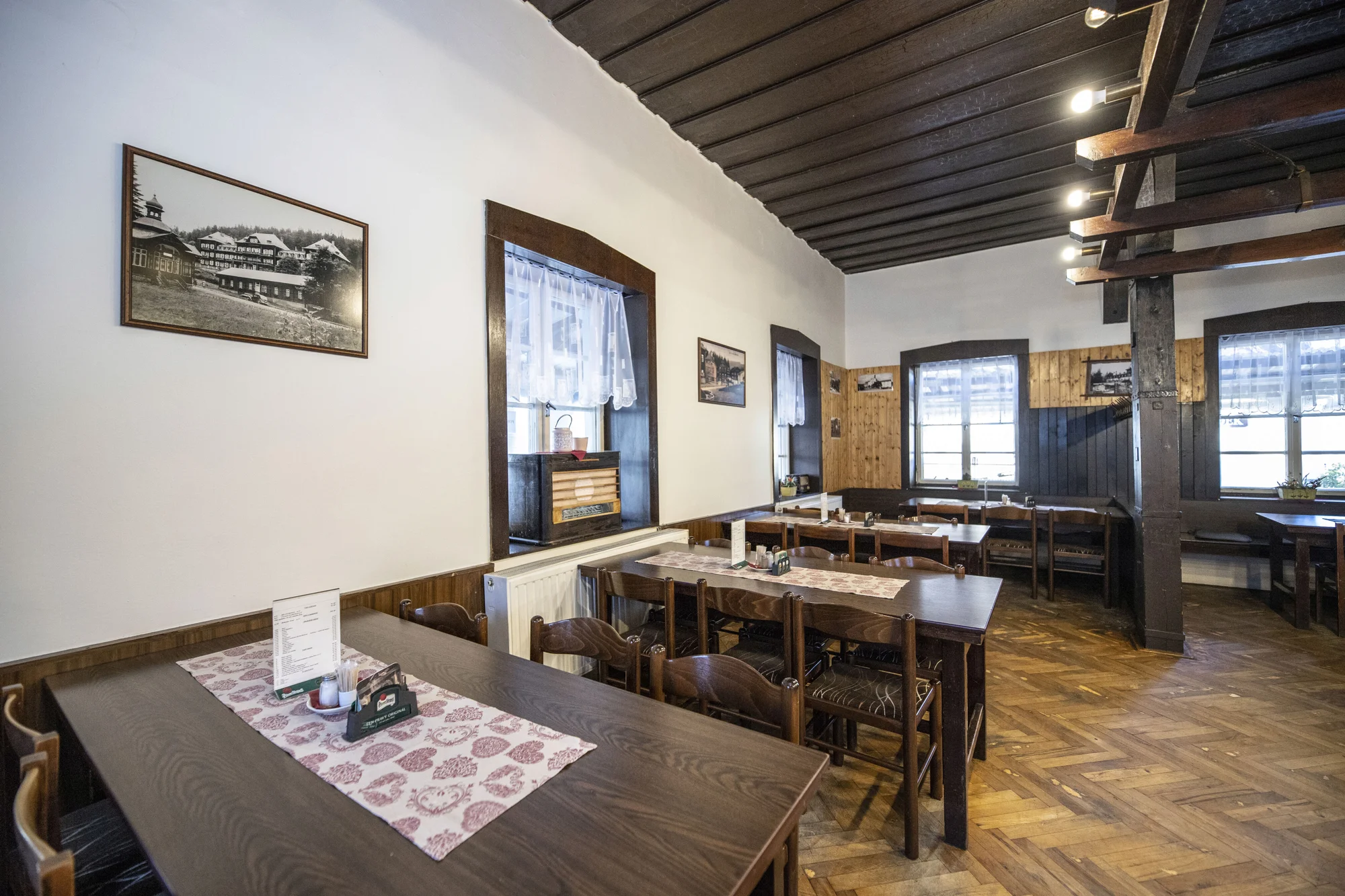 Krásná příroda a klid Karlovy Studánky: polopenze i vstup do bazénu a Thermal Parku