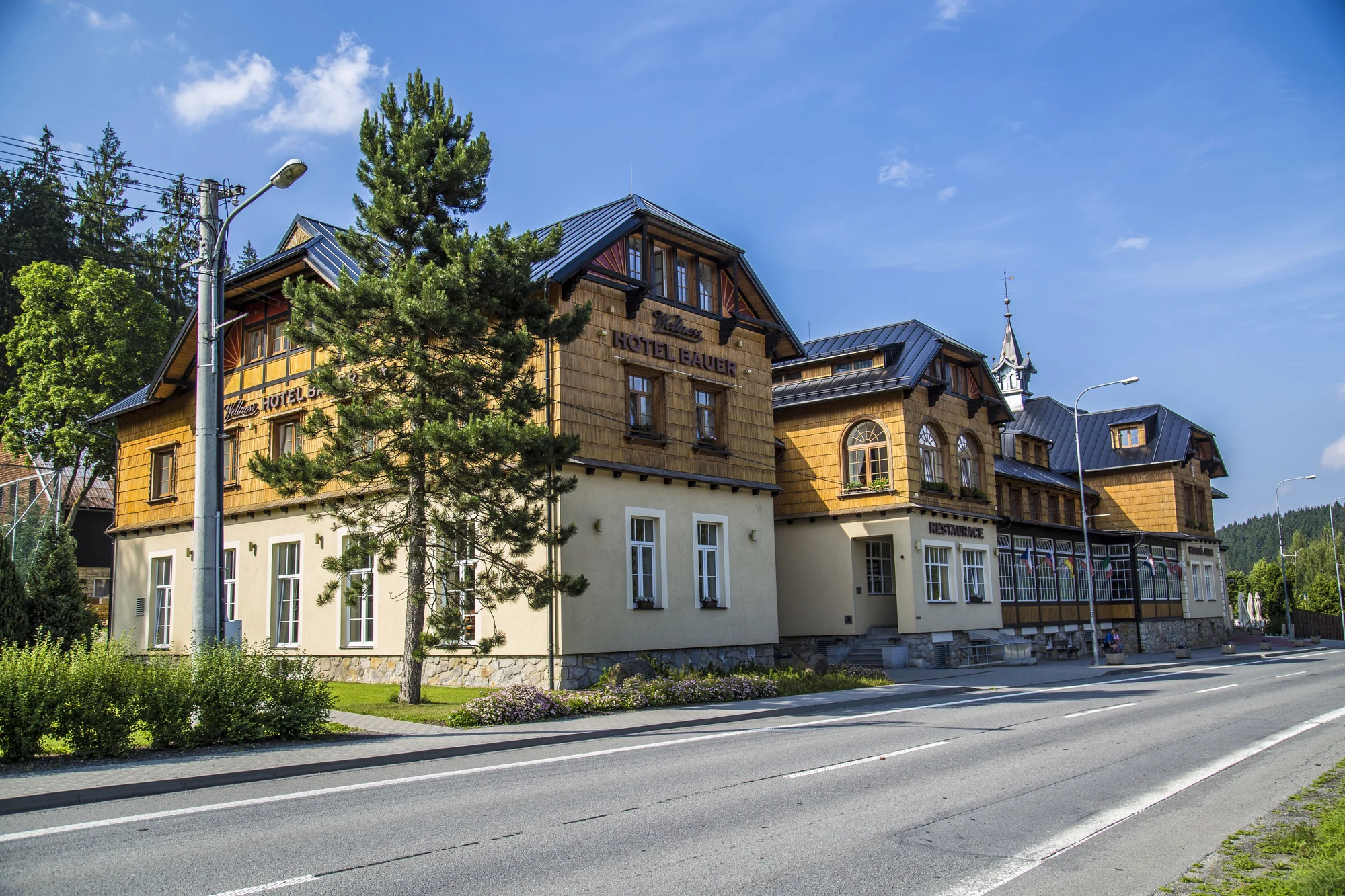 Pobyt v Beskydech: polopenze a relax ve wellness, turistické trasy, areál plný atrakcí a sleva na ně