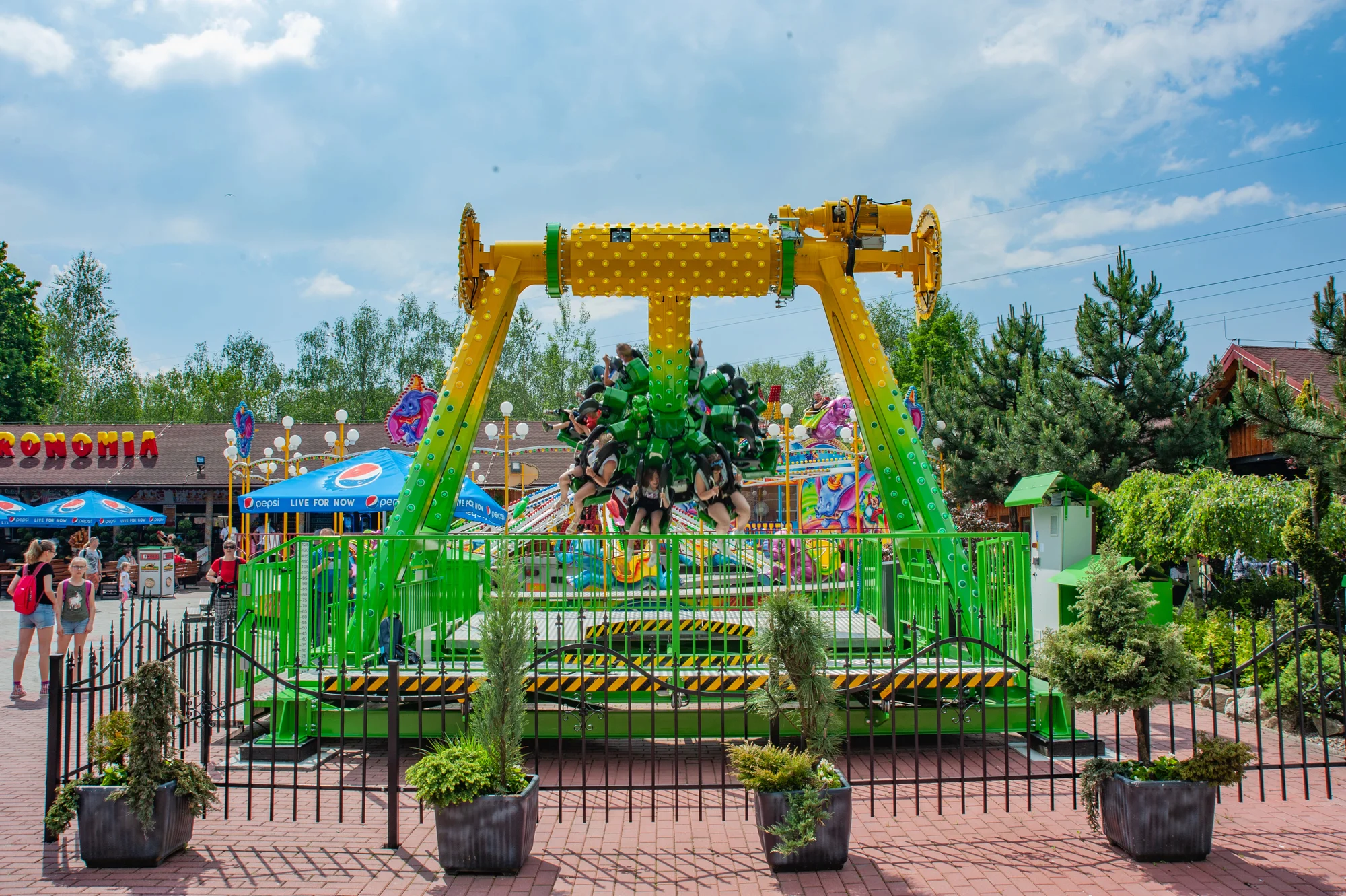 Navštivte park plný dinosaurů a zábavy: 2denní vstup do polského Zatorlandu