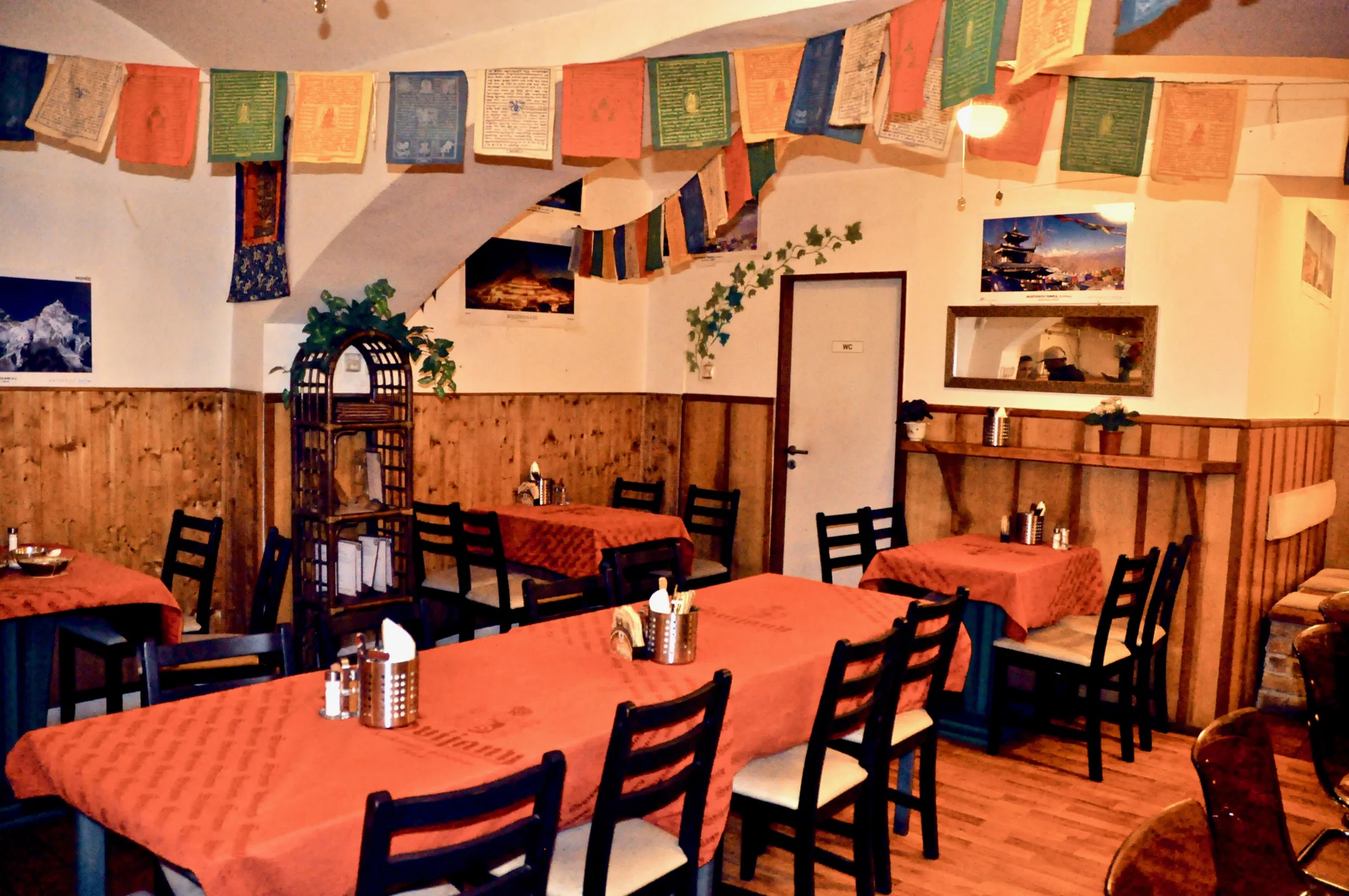Indická hostina pro 2 nebo 4 osoby: autentické menu o třech chodech