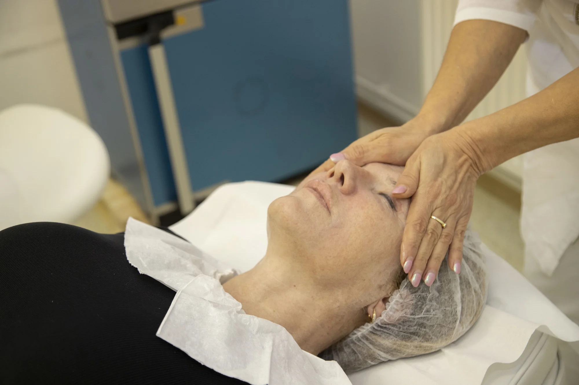 Kvalitní omlazující metoda: Skinbooster therapy vlastní krevní plazmou