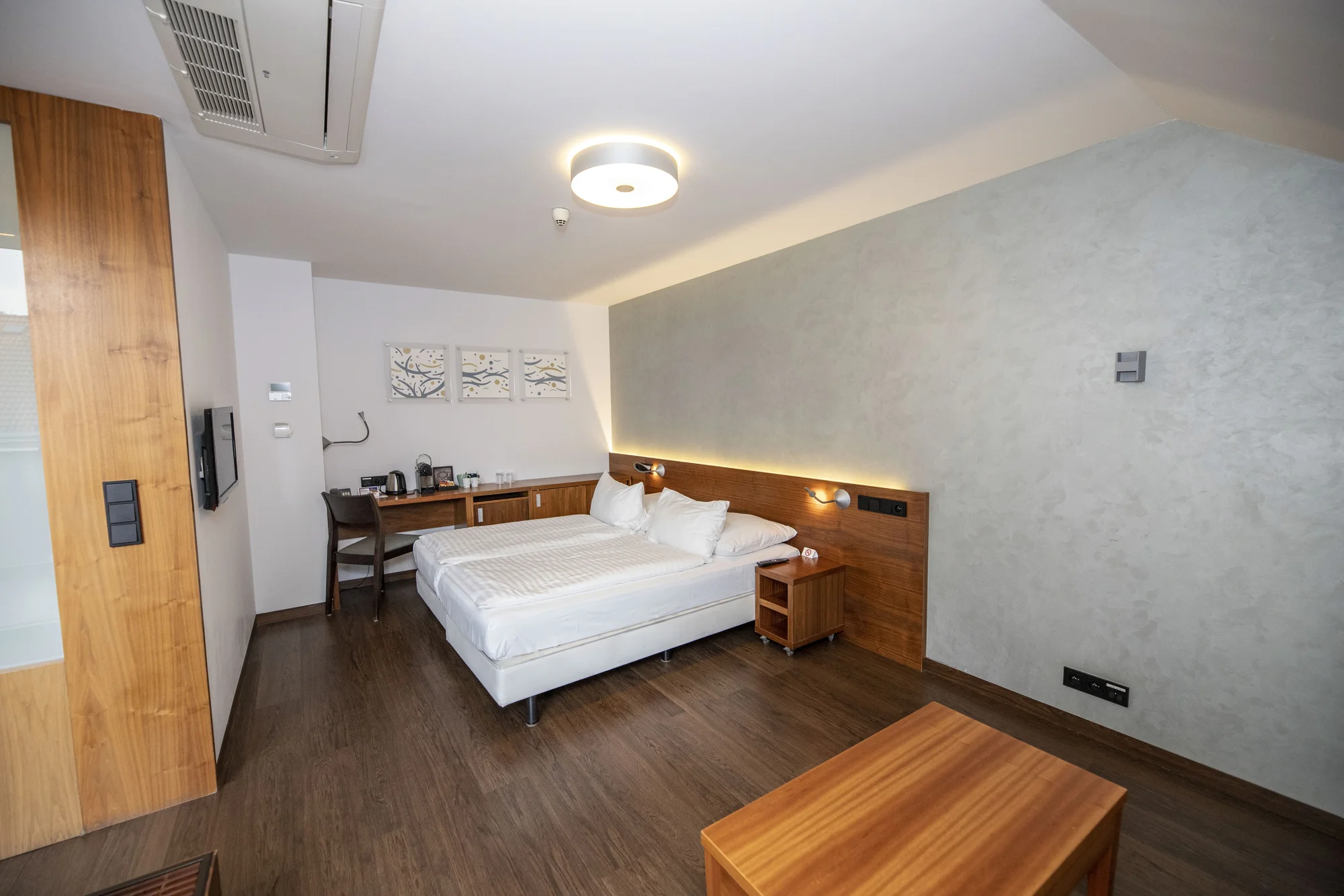 Ubytování se snídaněmi v elegantním hotelu pár kroků od O2 areny