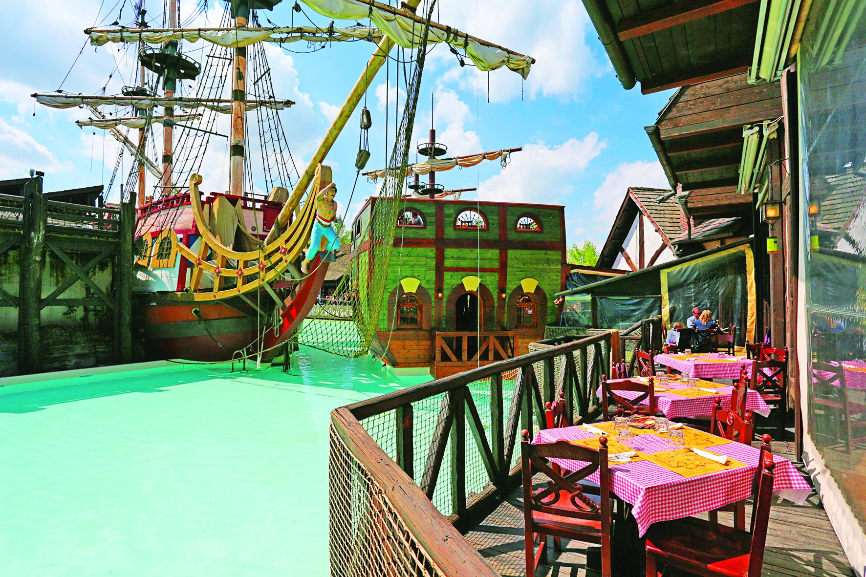 Výlet do italského zábavního parku Gardaland: doprava i průvodce