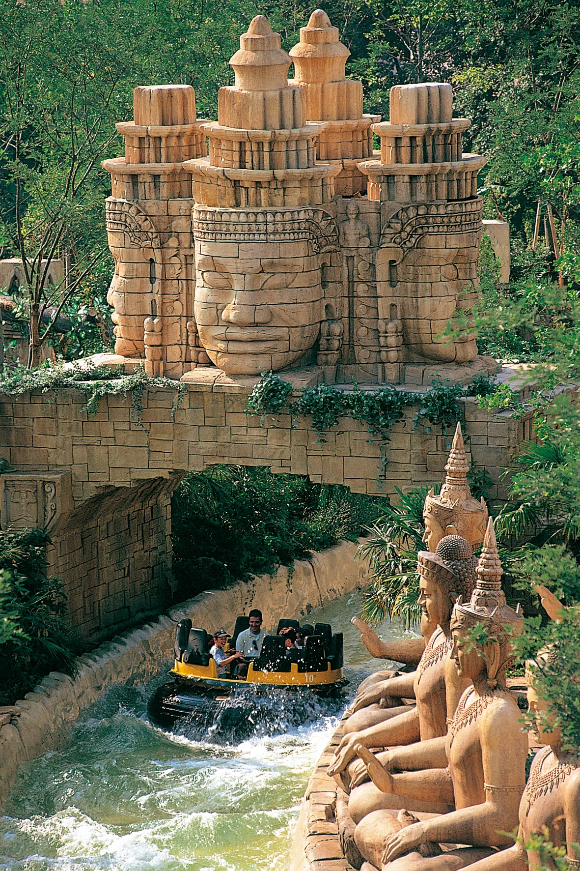 Výlet do italského zábavního parku Gardaland: doprava i průvodce