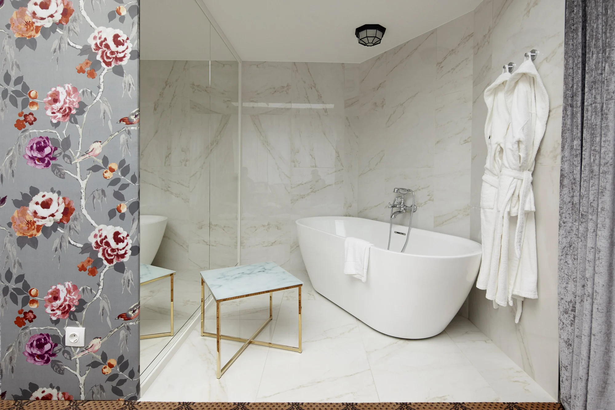 Odpočinek v 5* hotelu v centru Budapešti: neomezený wellness a snídaně, 2 děti zdarma