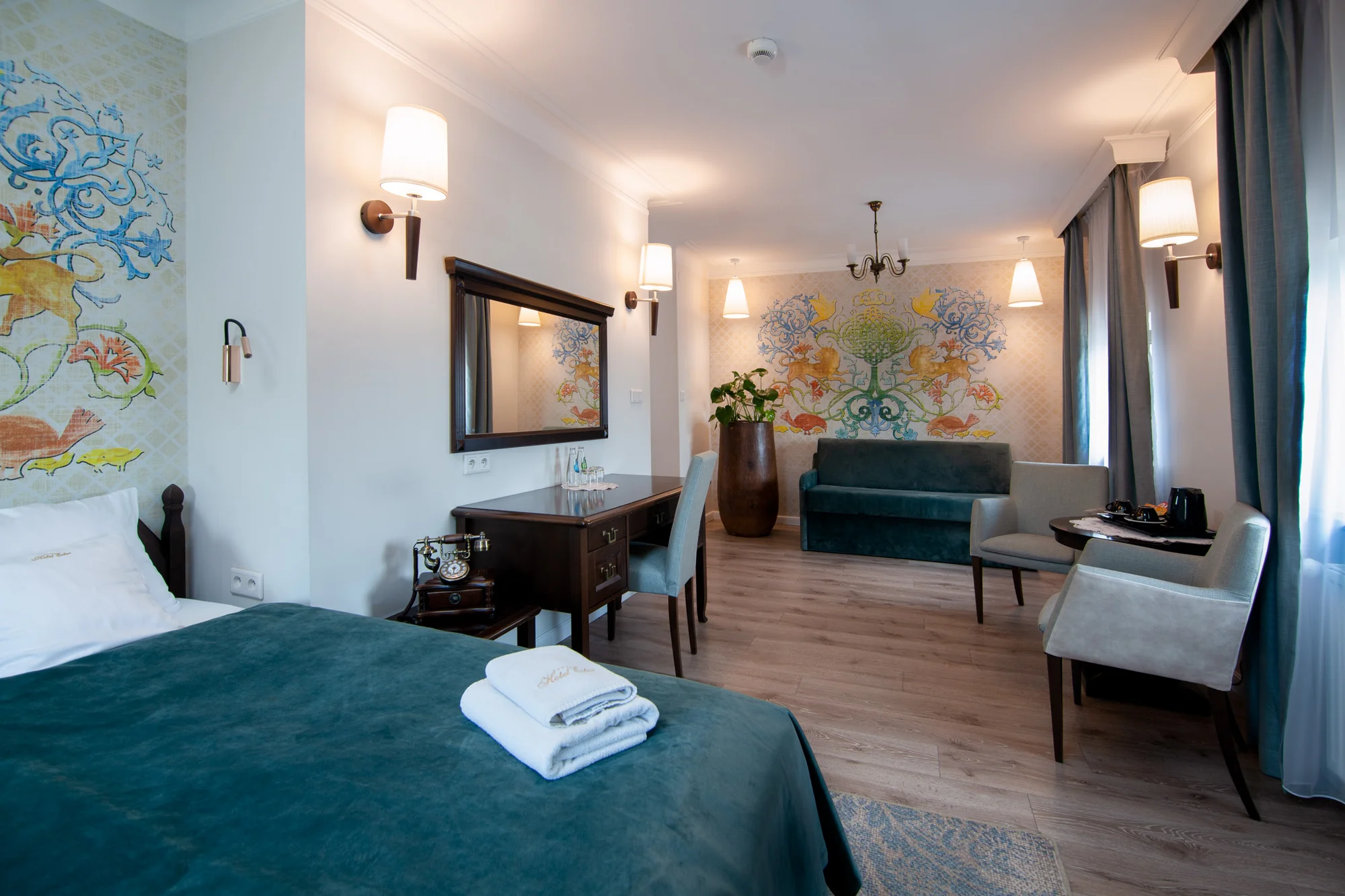 4* pobyt Krakově: designový hotel v centru města, snídaně či polopenze i hodinový vstup do sauny