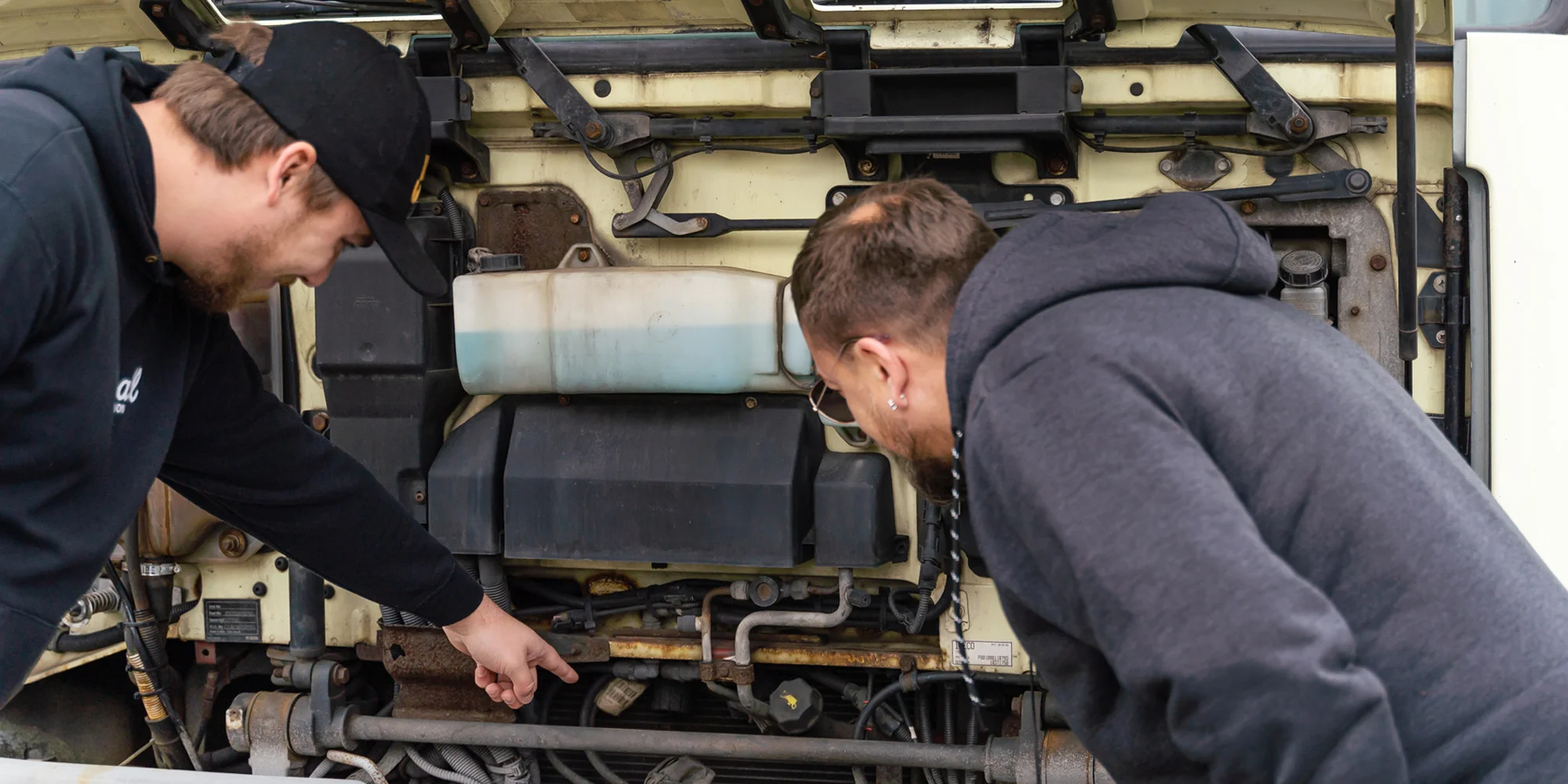 Zážitková jízda autobusem i nákladním autem pro dospělé