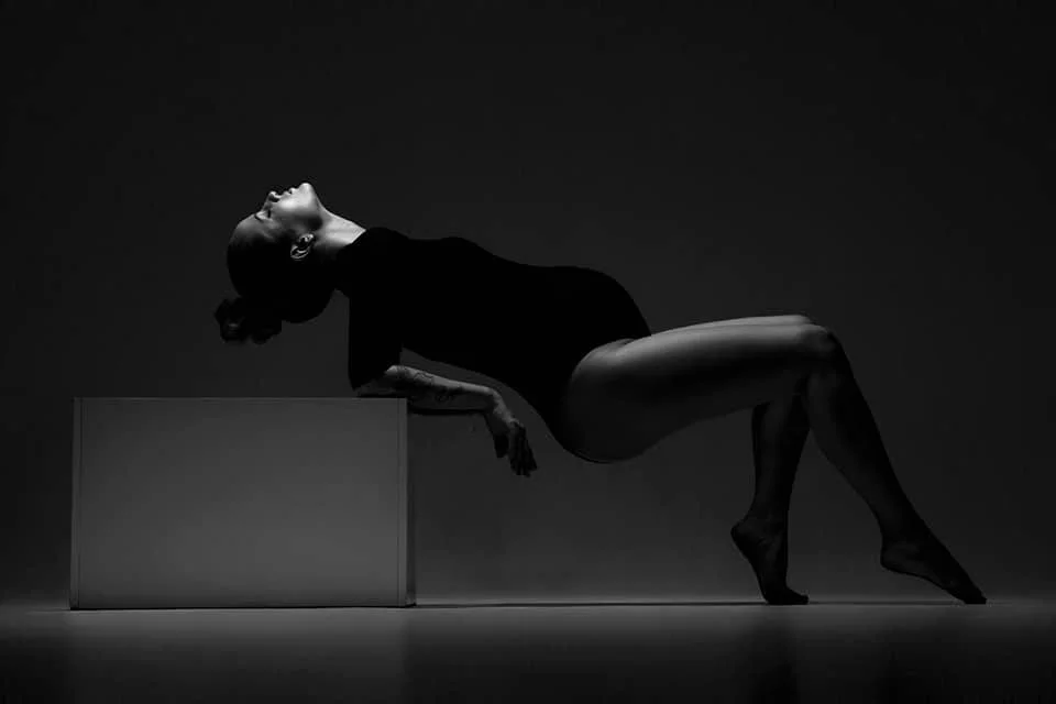 Rodinné a těhotenské focení v ateliéru: 3 retušované fotografie