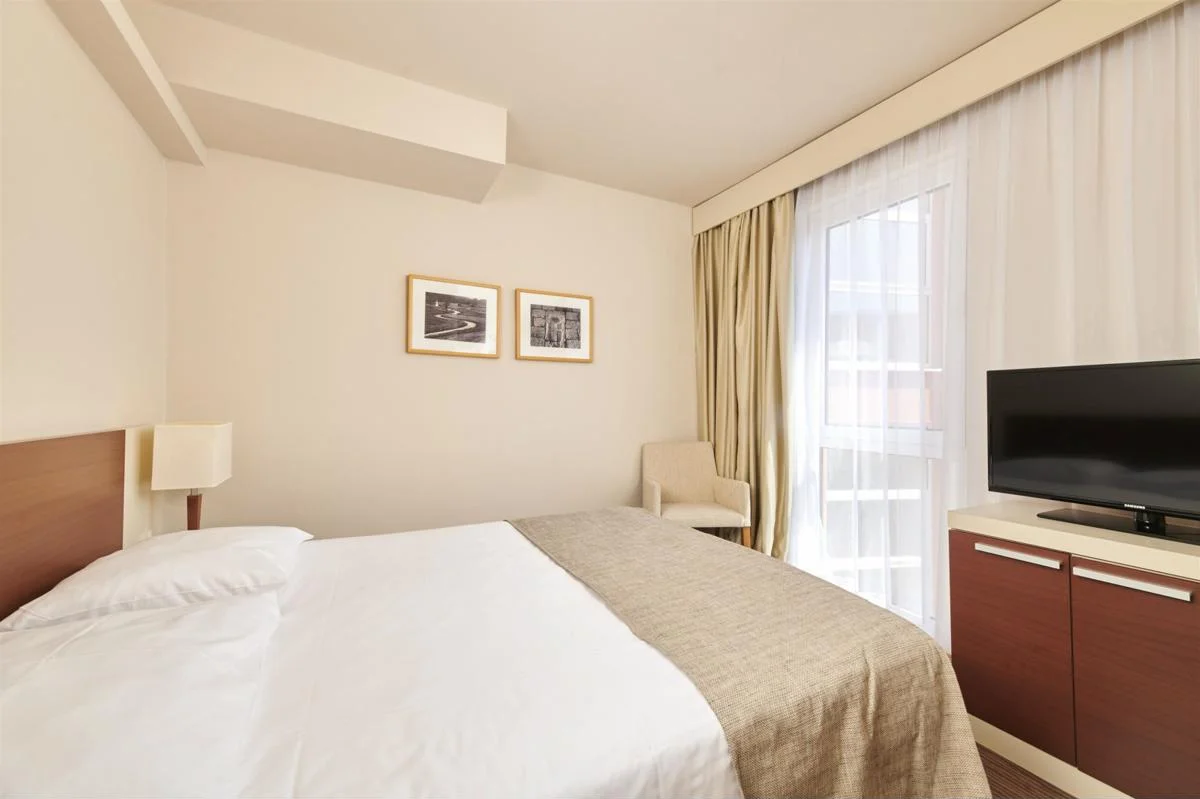 Dovolená v Poreči: 4* hotel 100 metrů od pláže, all inclusive, bazény a animační program