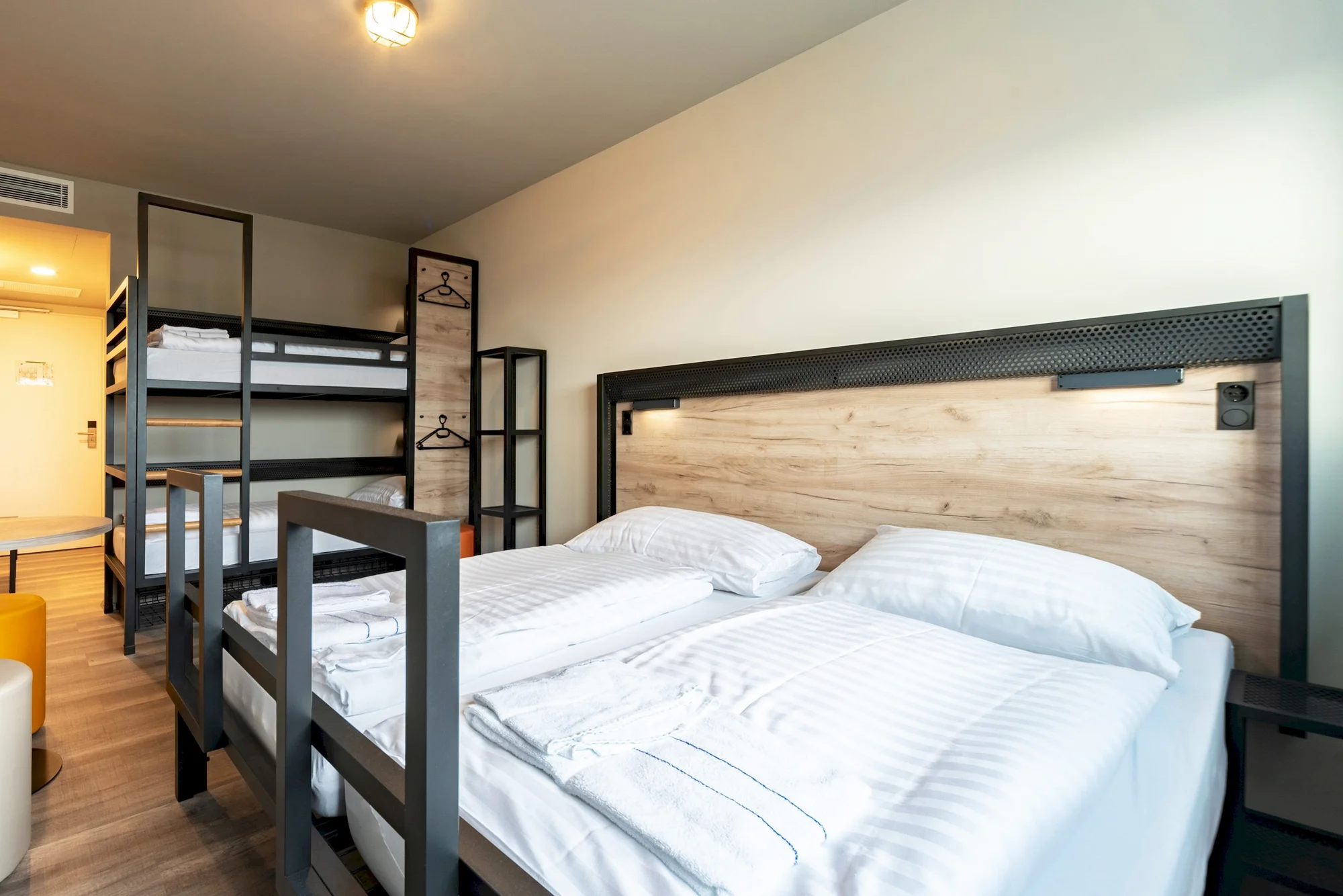Objevte Salcburk: moderní hotel se snídaní a památky na dosah, v ceně výtah na horu Mönchsberg