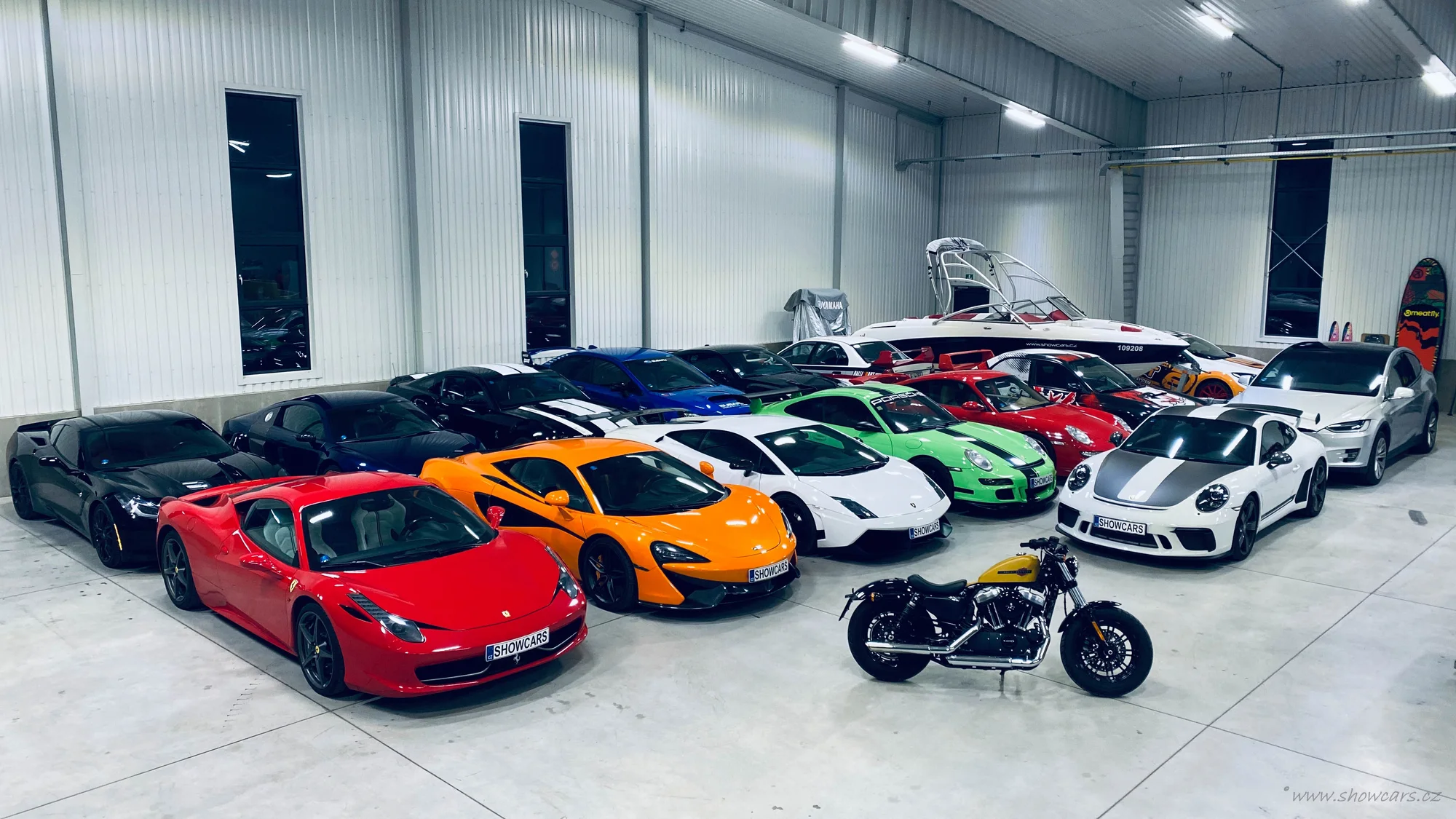 20 min. v supersportu: Ferrari, Lamborghini, McLaren, Porsche, Mustang, Subaru aj.