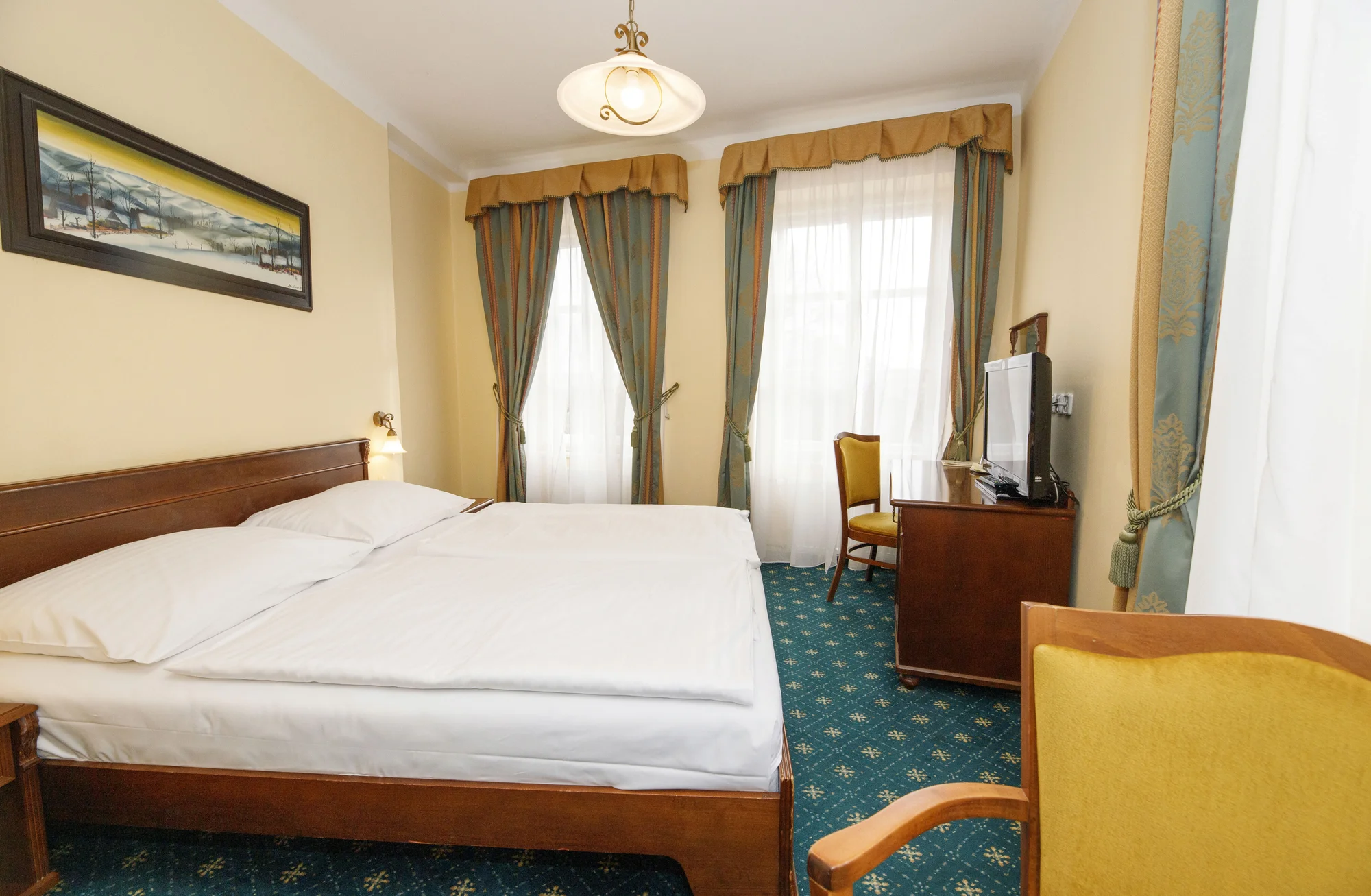Ubytování v samém srdci Prahy se snídaní: hotel přímo u Čertovky a Karlova mostu