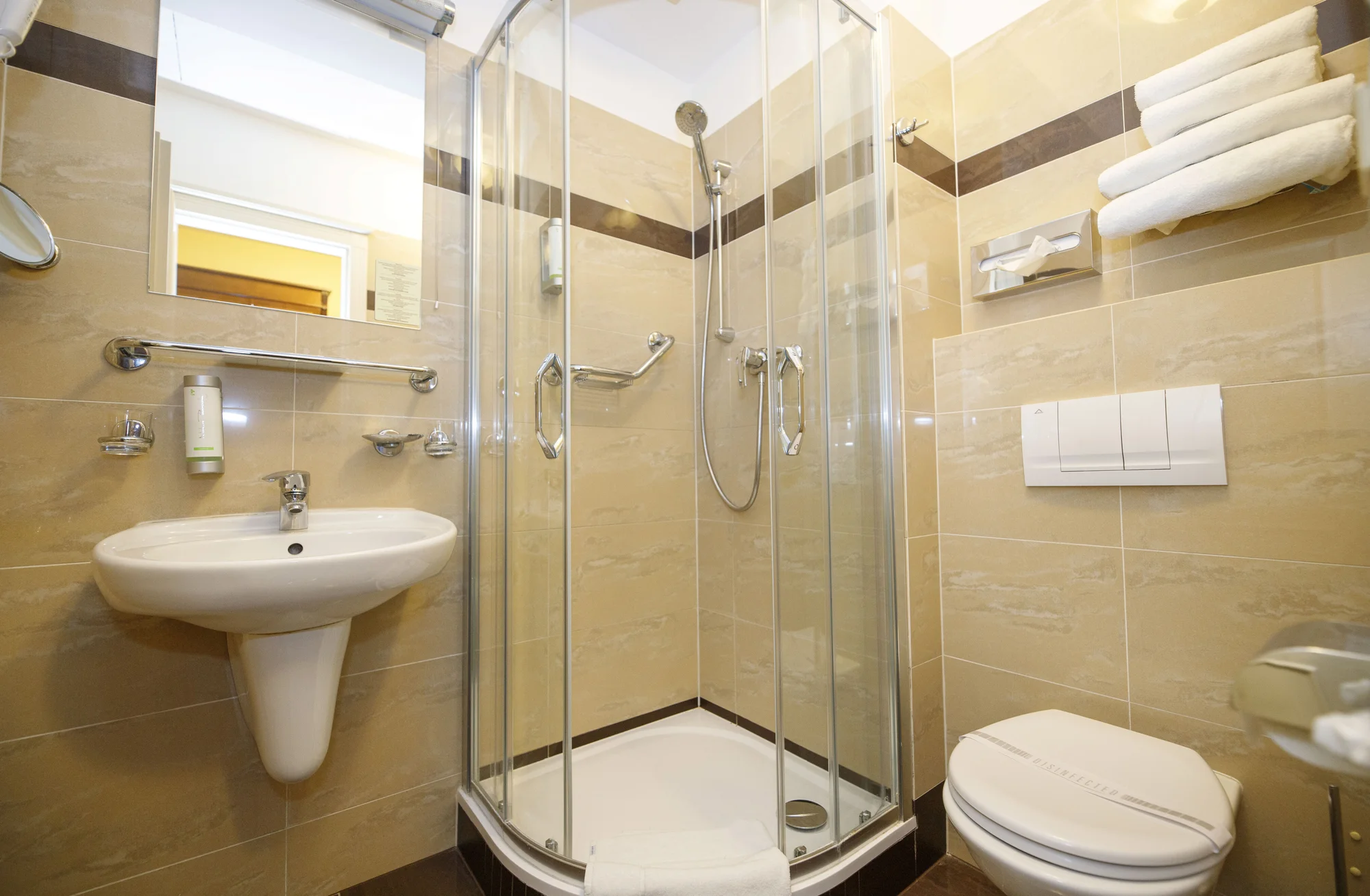 Ubytování v samém srdci Prahy se snídaní: hotel přímo u Čertovky a Karlova mostu