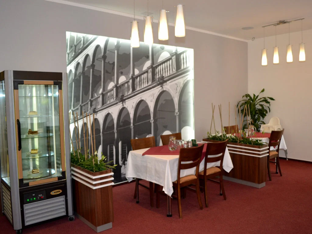 Pobyt na jihu Moravy: hotel s výhledem na zámek Bučovice, snídaně i vstup do wellness