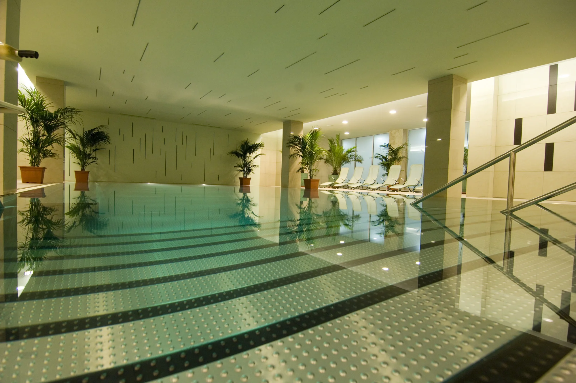 Pobyt ve 4* hotelu ve Zlatých Lázních: aquapark, procedury i polopenze