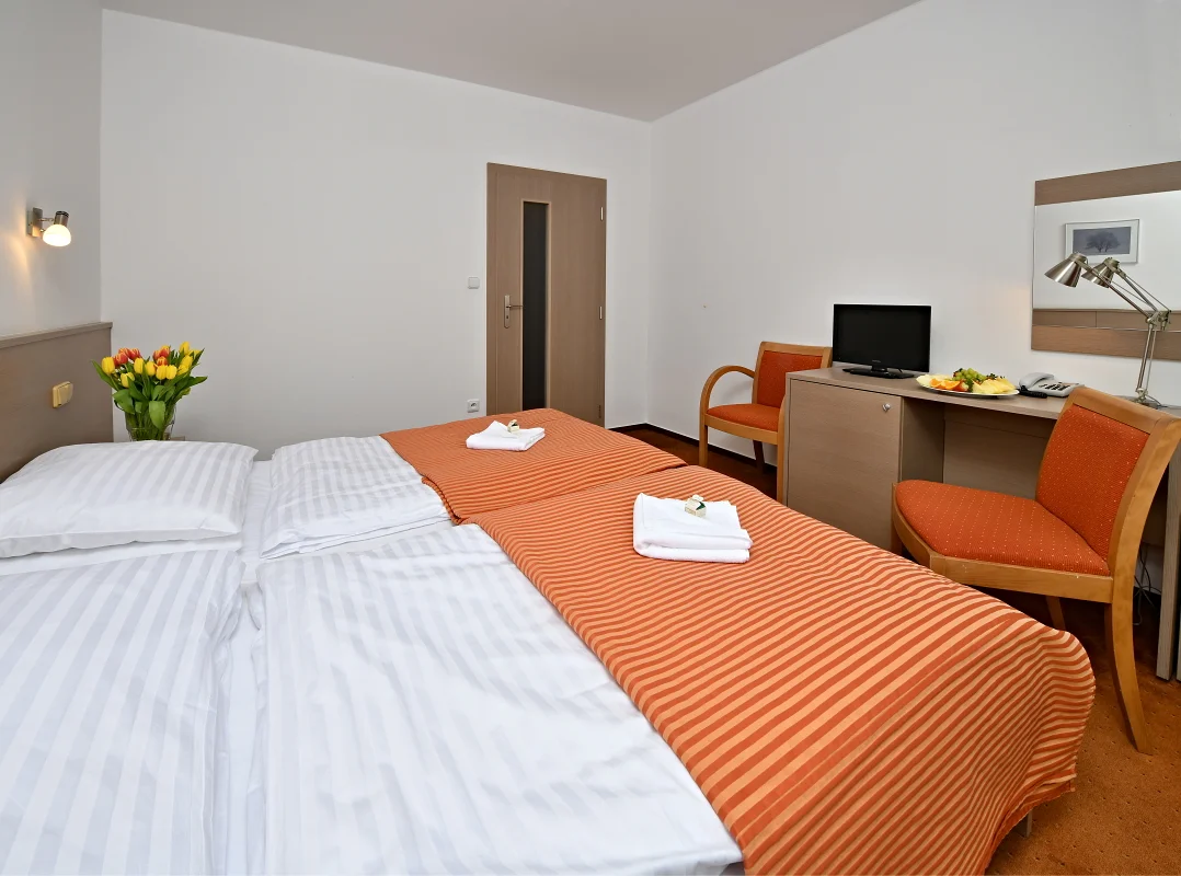 4* relax v Hluboké nad Vltavou se snídaní nebo polopenzí, wellness i kreditem na další služby