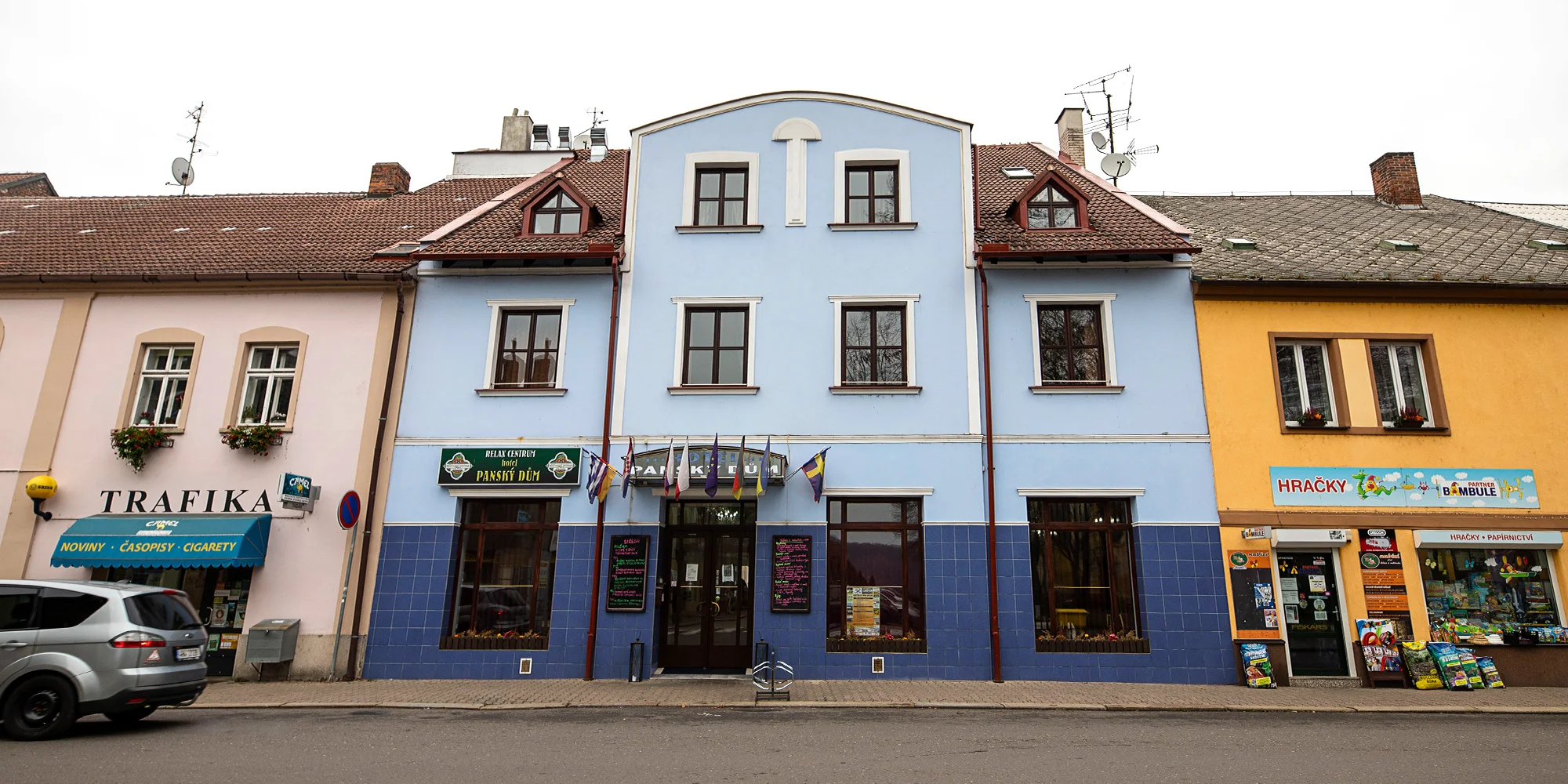 Zasloužený relax: 30 min. masáže partie dle výběru i 60 min. celotělové masáže