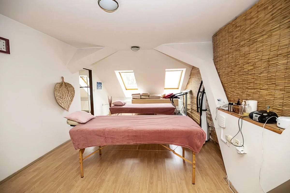 Zasloužený relax: 30 min. masáže partie dle výběru i 60 min. celotělové masáže