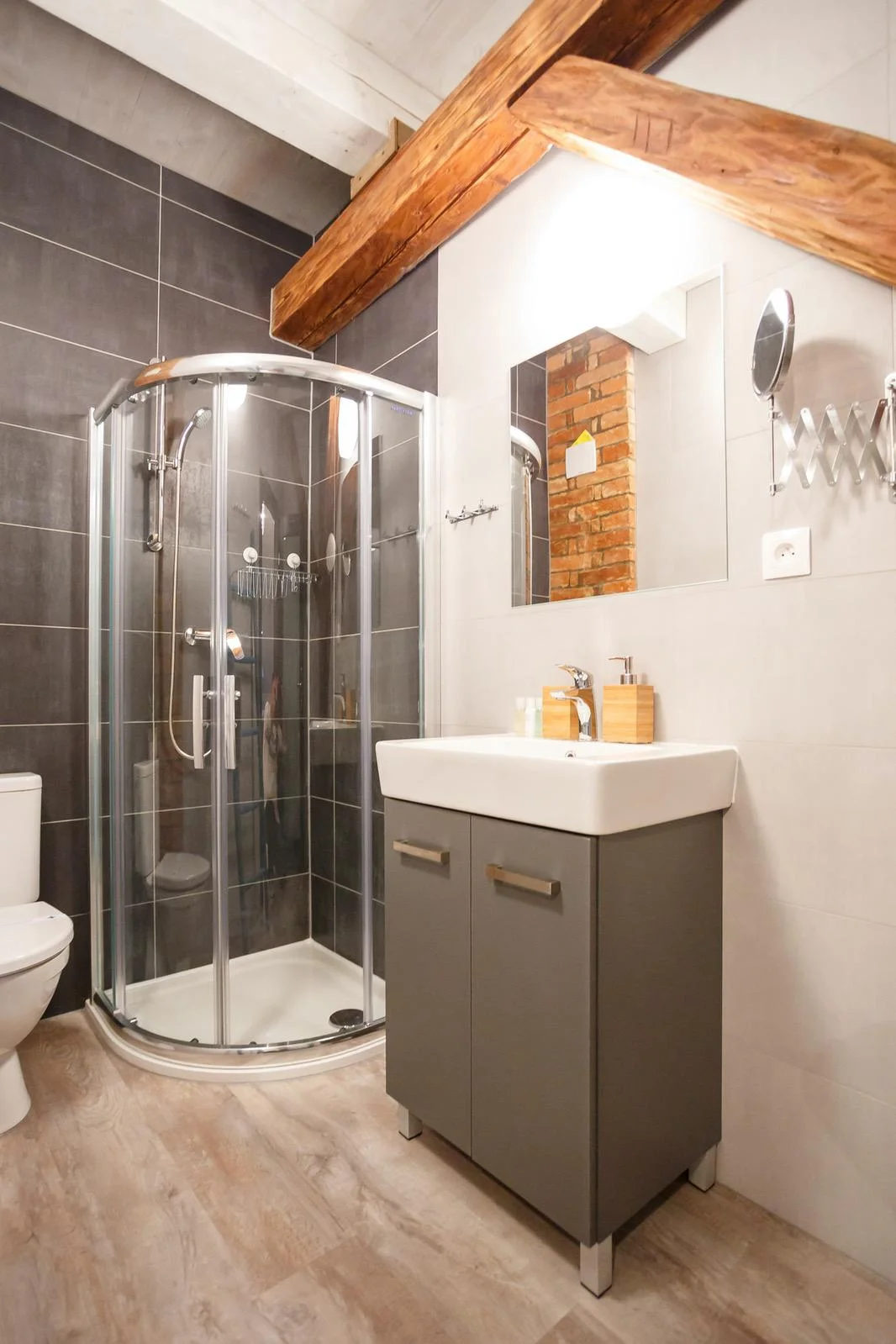 Pobyt v Lanškrouně pod Orlickými horami: 7 designových apartmá a snídaně