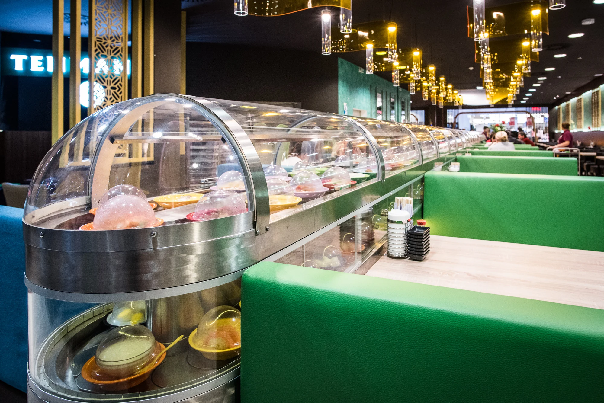Running sushi: 2 hodiny neomezené konzumace sushi a dalších asijských specialit