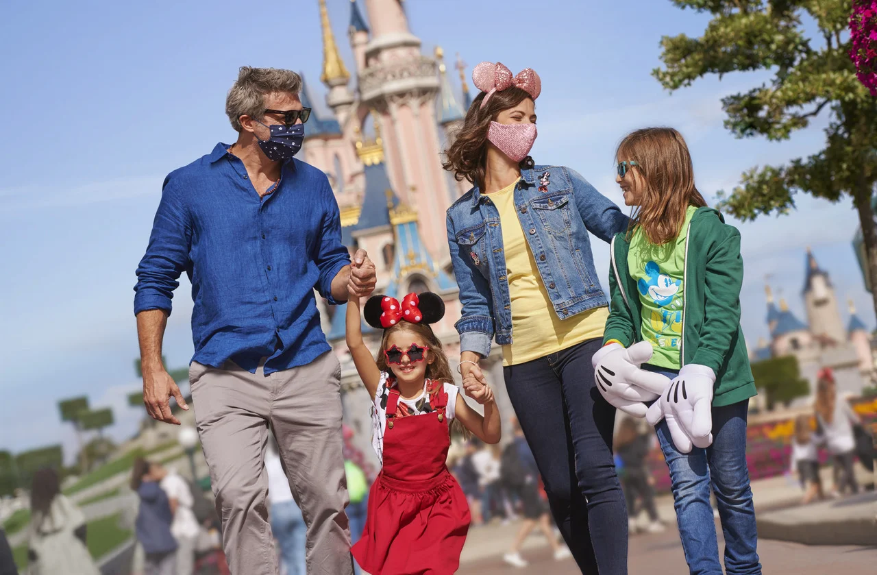 Zájezd do Paříže a Disneylandu: doprava autobusem a 1 noc v hotelu se snídaní