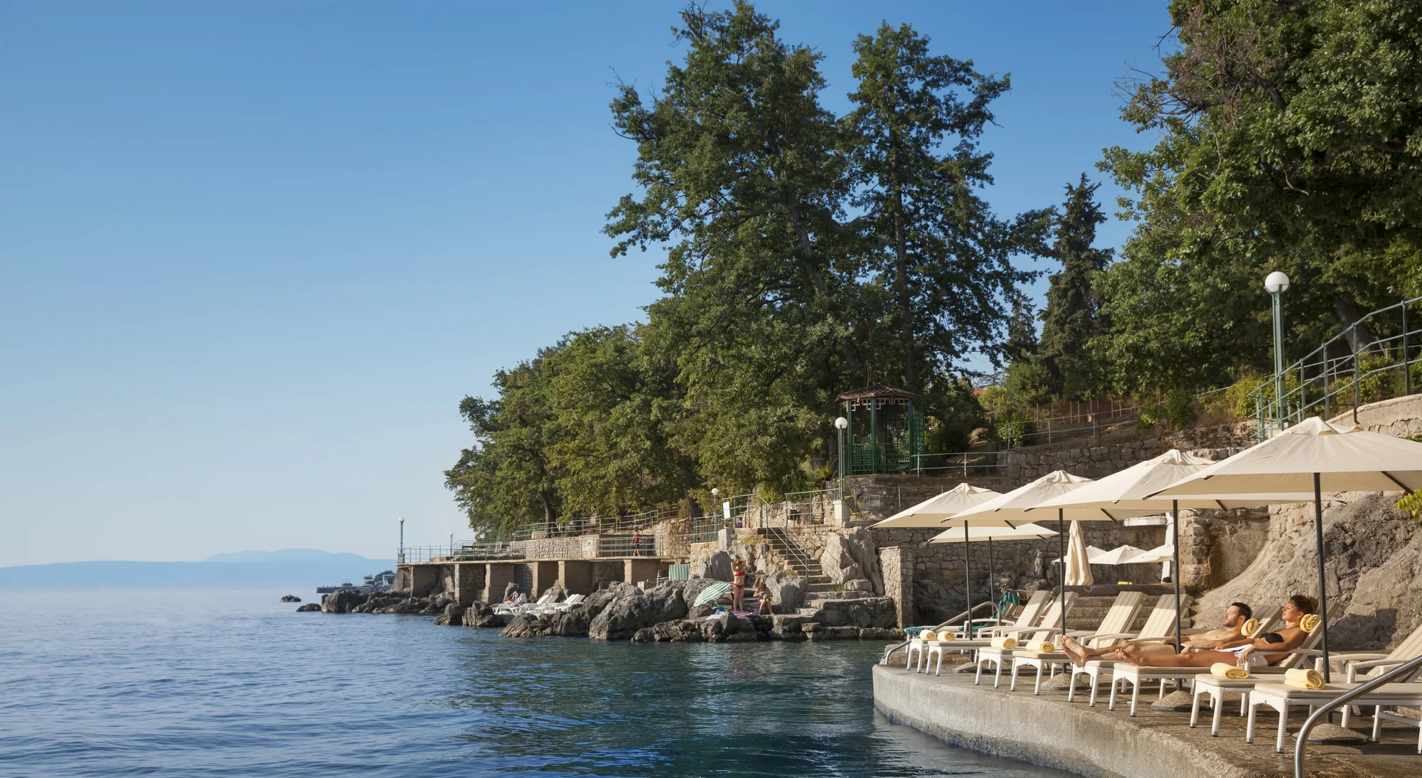 4* pobyt s polopenzí na vyhlášené Opatijské riviéře: hotel s bazény, saunami a soukromou pláží, 3 děti zdarma