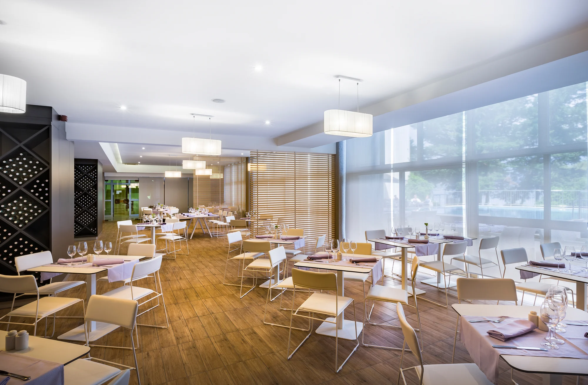 4* pobyt s polopenzí na vyhlášené Opatijské riviéře: hotel s bazény, saunami a soukromou pláží, 3 děti zdarma