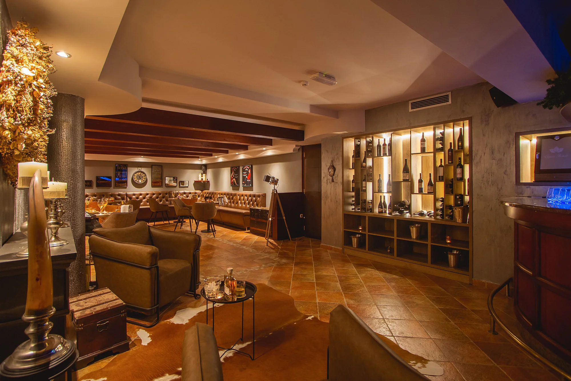 Ostrov Krk: 4* hotel u oblázkové pláže, polopenze, bazén a děti zdarma