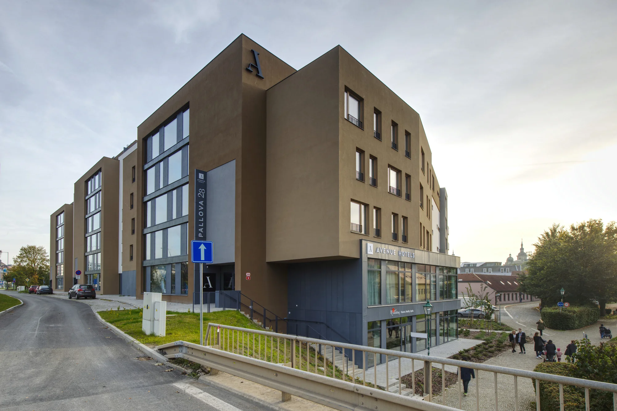 Pobyt v pokoji či apartmánu se snídaní v centru Plzně pro 2 nebo 3 osoby