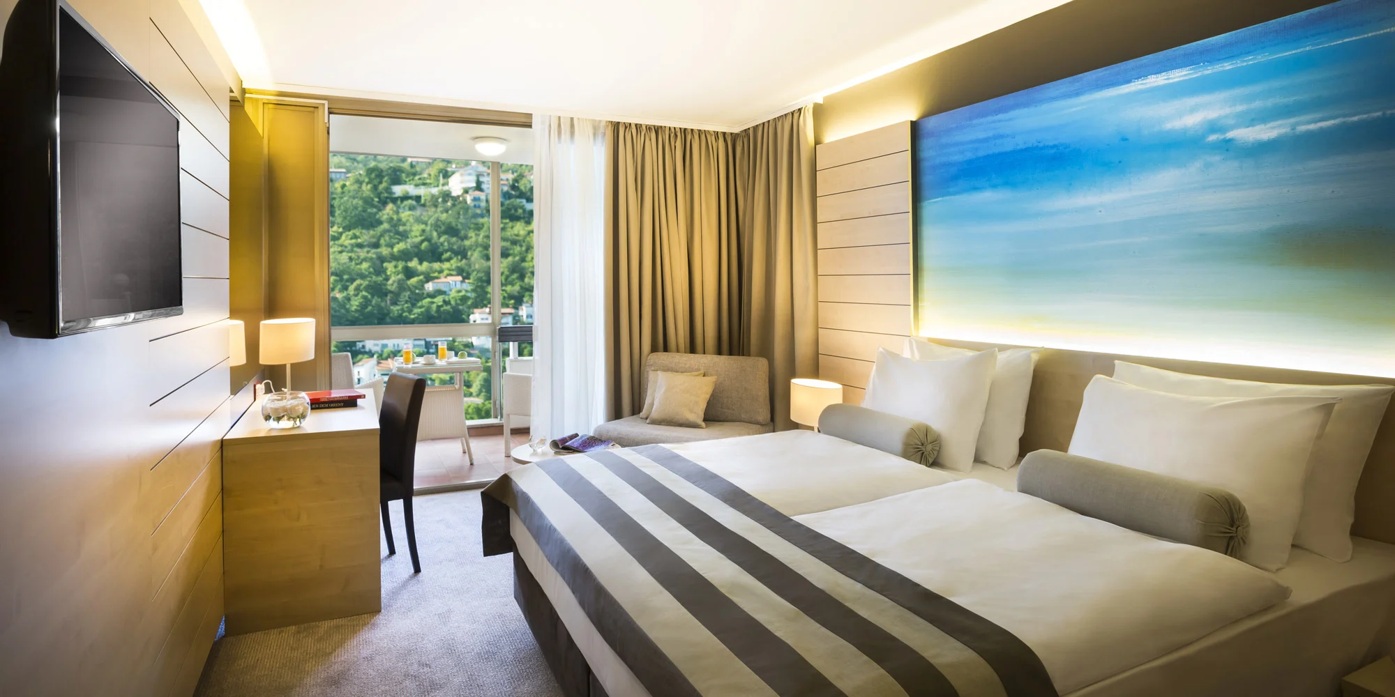 4* pobyt s polopenzí na vyhlášené Opatijské riviéře: hotel s bazény, saunami a soukromou pláží, 3 děti zdarma