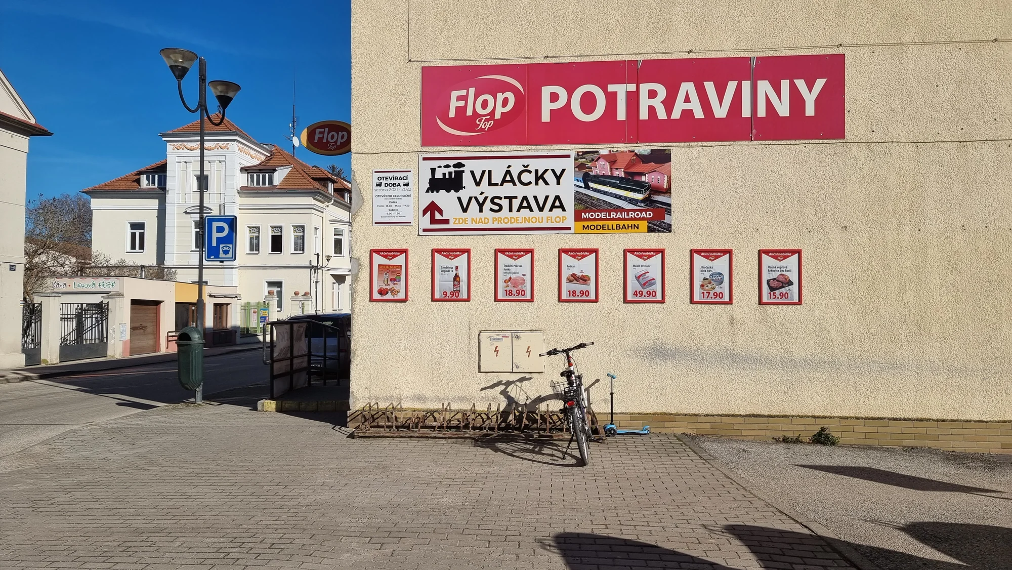 Vláčky Třeboň: vstup na výstavu modelů vláčků pro jednoho, dva i rodinu