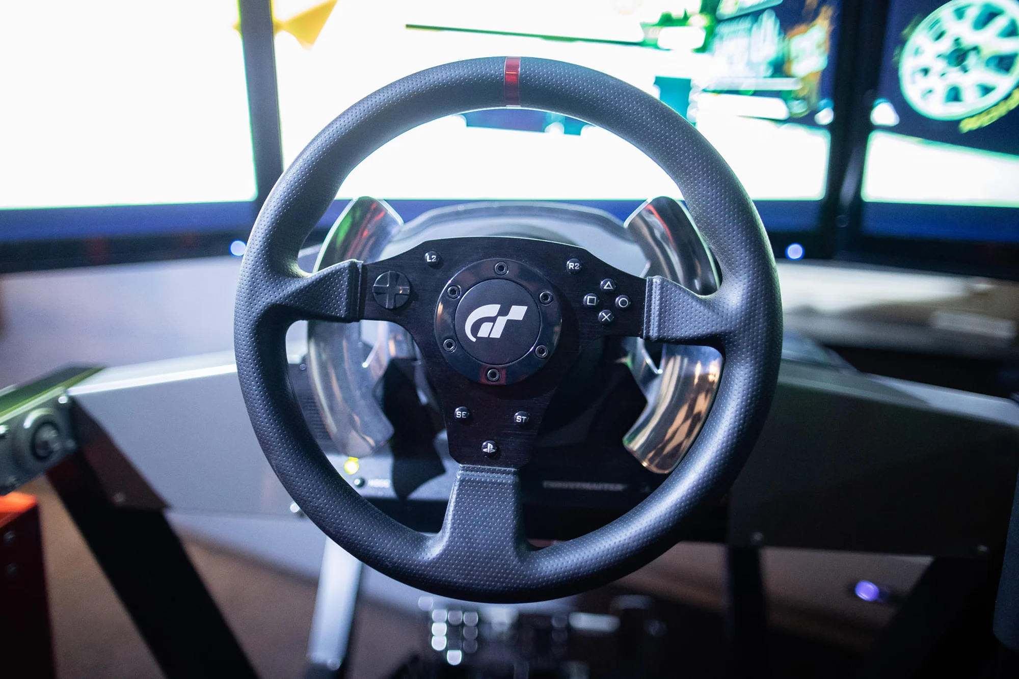 Zábava na profesionálním závodním simulátoru: 40 nebo 80 min.