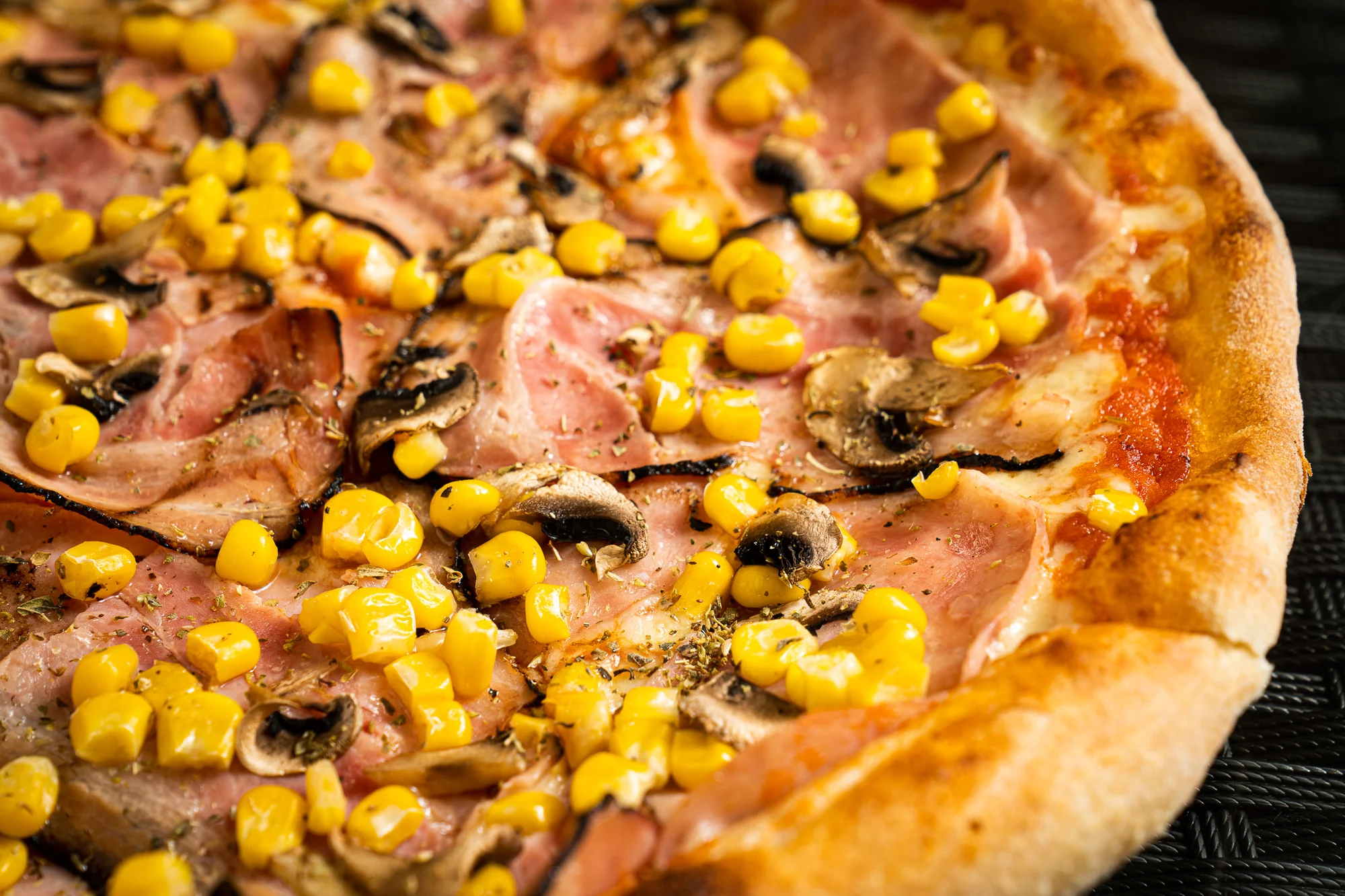 Dvě pizzy (ø 32 cm) dle výběru z mnoha druhů k odnosu s sebou