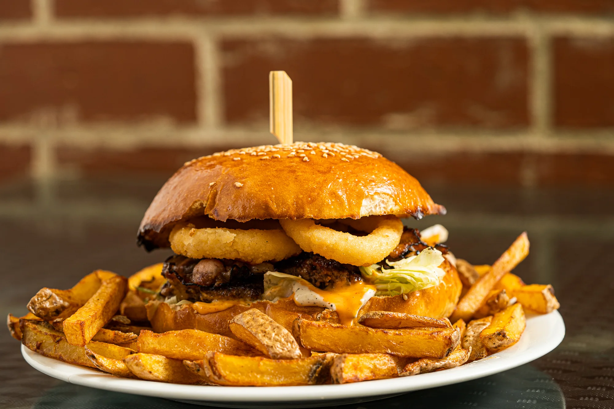 2× šťavnatý burger dle výběru z 10 druhů, 1× Pepsi: odnos s sebou