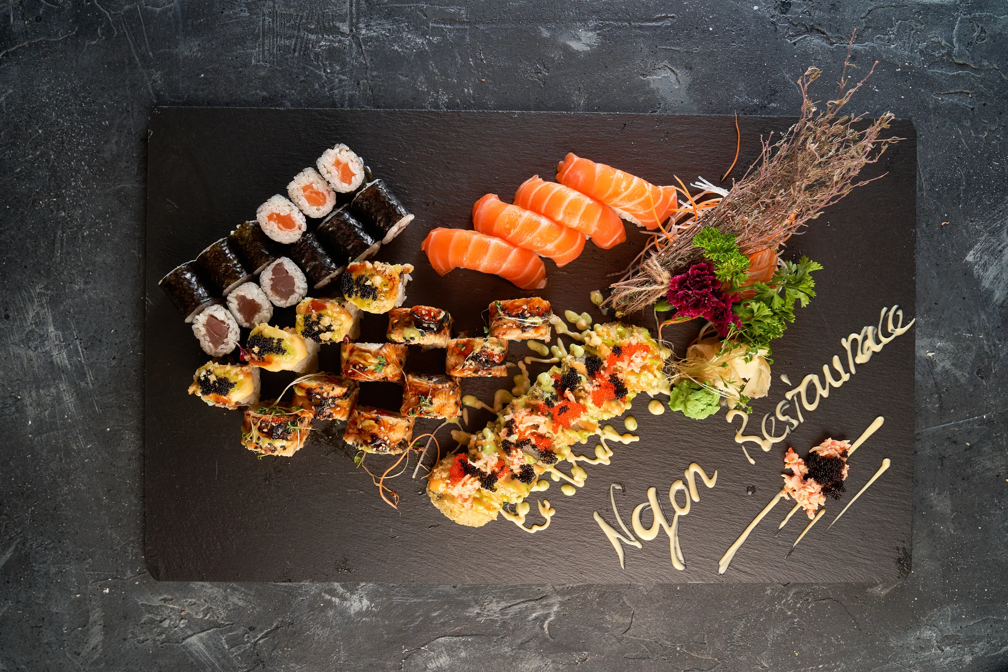 Sushi sety na Proseku: klasické i speciální rolky s avokádem, lososem či krevetou