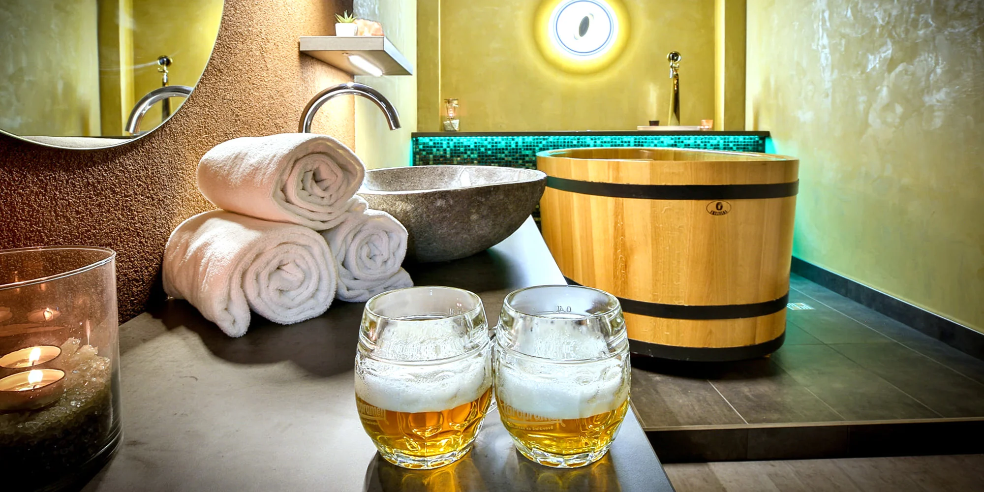 4* relax v Hluboké nad Vltavou se snídaní nebo polopenzí, wellness i kreditem na další služby