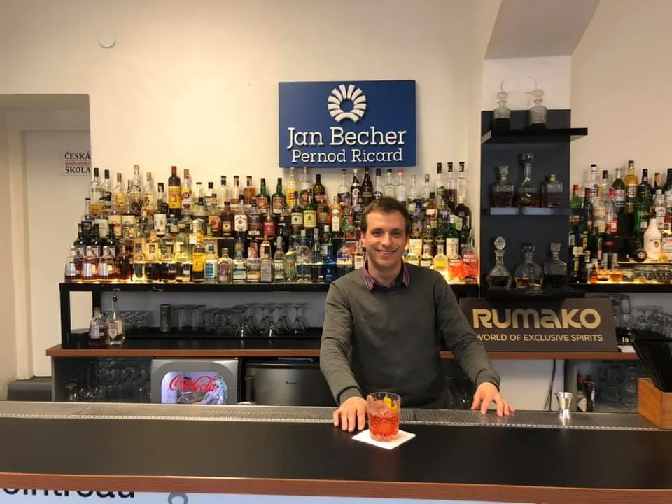 Barmanský jednodenní minikurz pro 1, 2 nebo 4 osoby