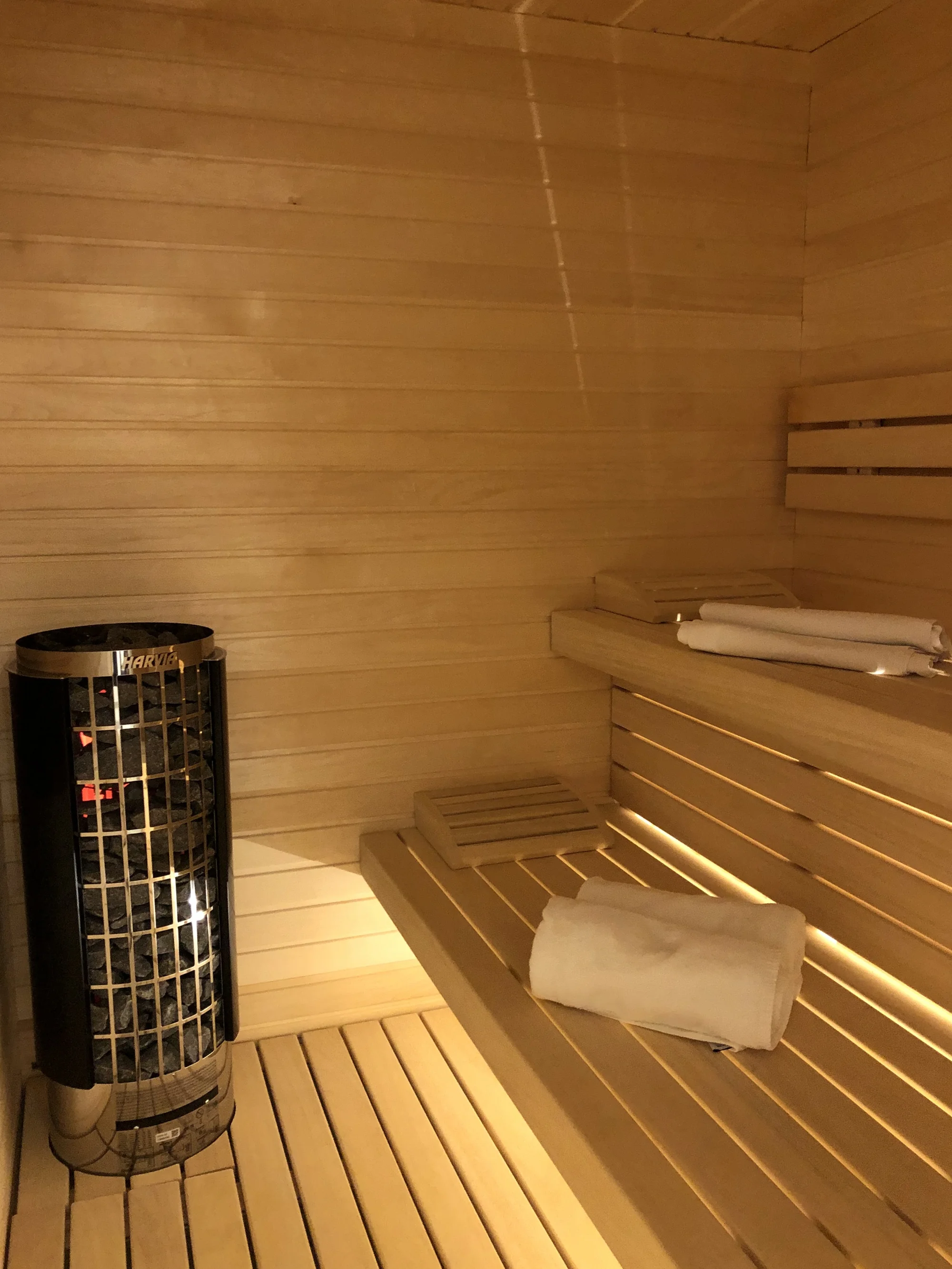 Privátní wellness na hodinu i celou noc: finská sauna, vířivá vana, ochlazovací vědro i s Bohemia Sektem