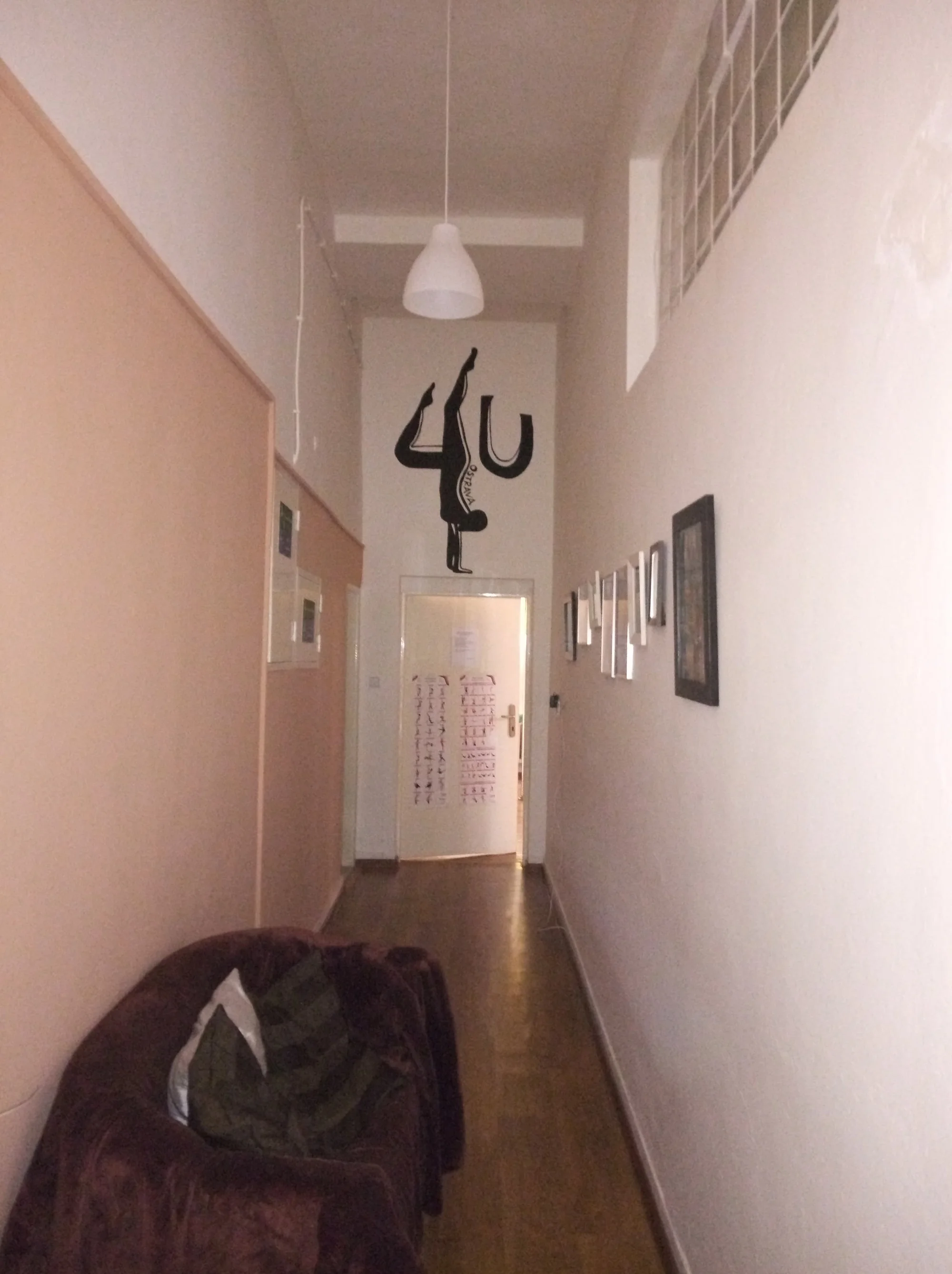 Jednorázový vstup i permanentky na lekce dle výběru: posilování či fit and stretch