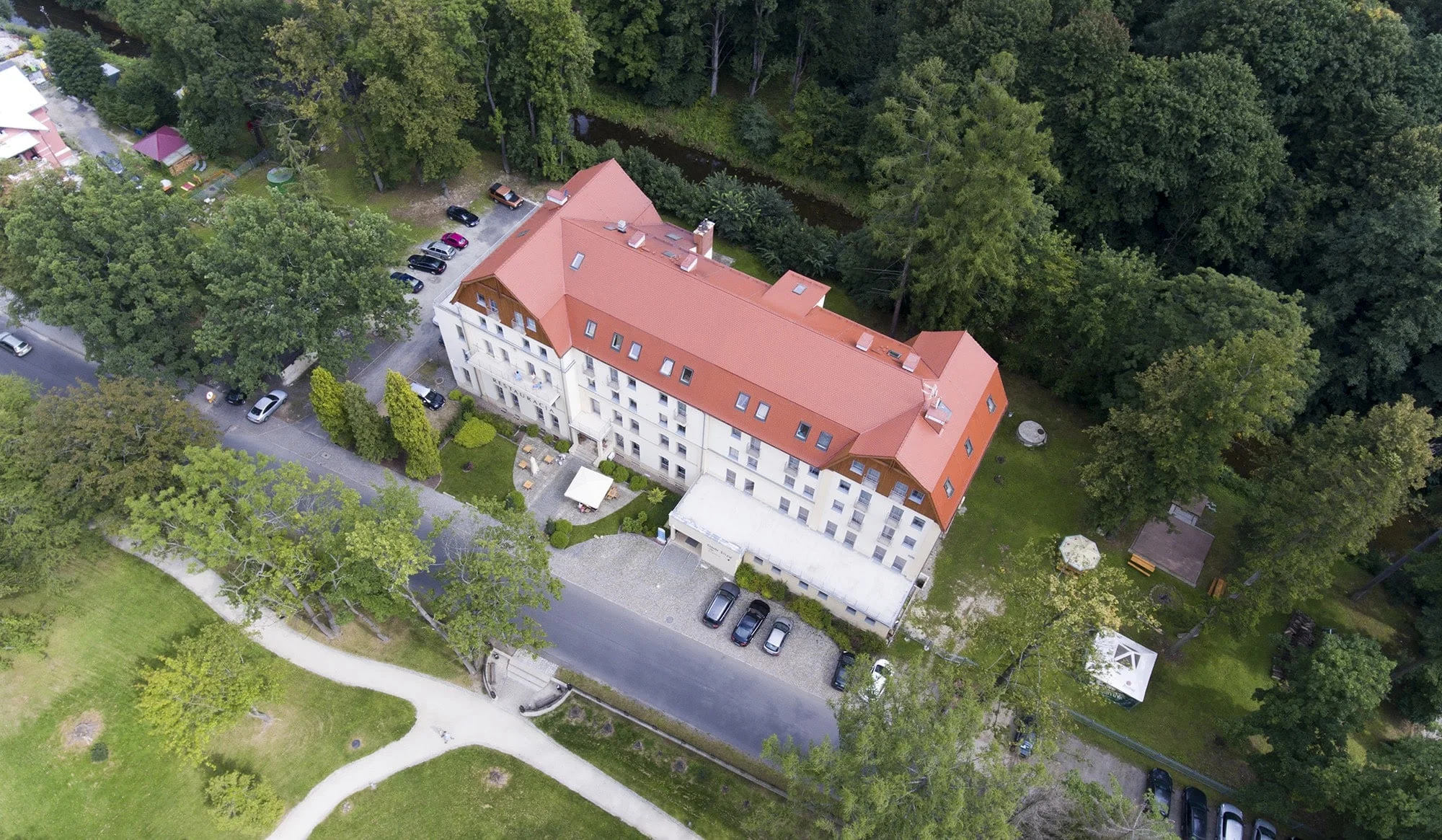 Klimatické lázně v Polsku kousek za hranicemi: neomezené wellness, strava i masáže a peeling