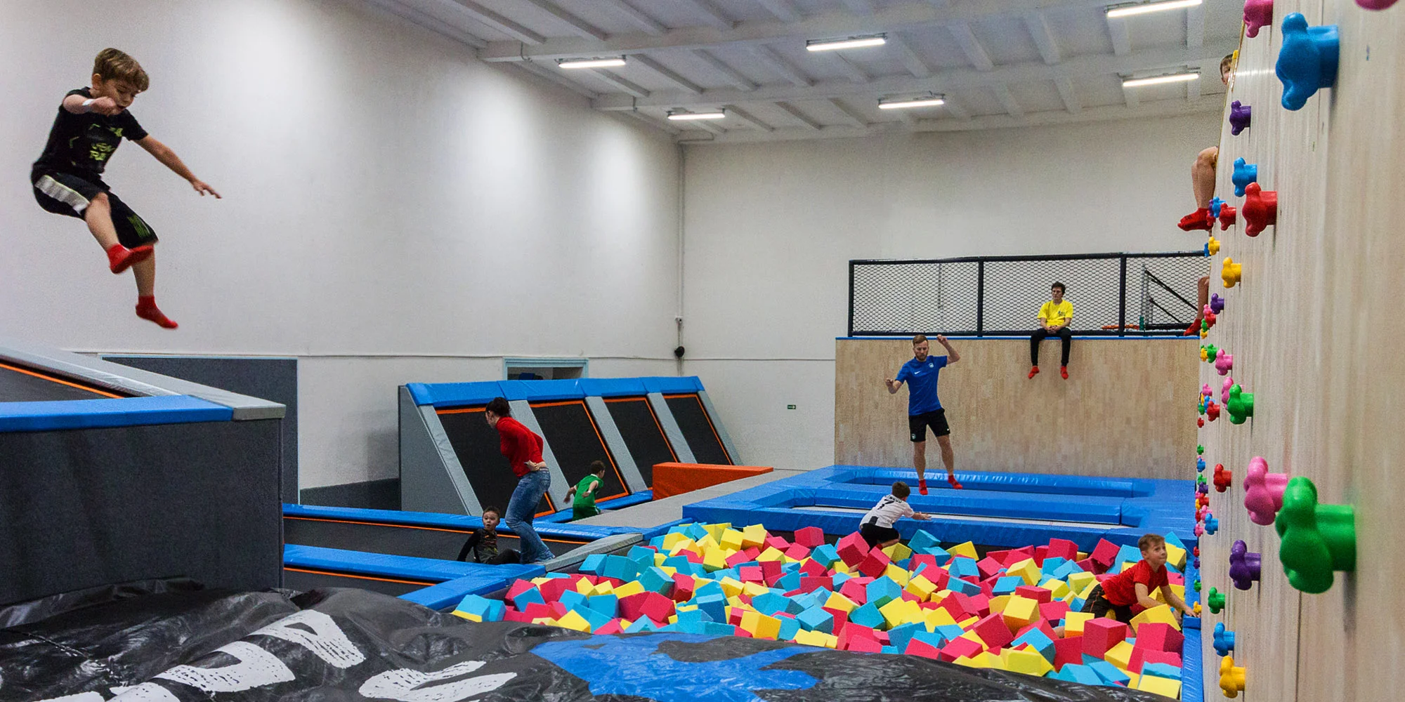 Pojďte si zaskákat: 75min. vstup nebo narozeninová oslava v liberecké Urban Jump Aréně
