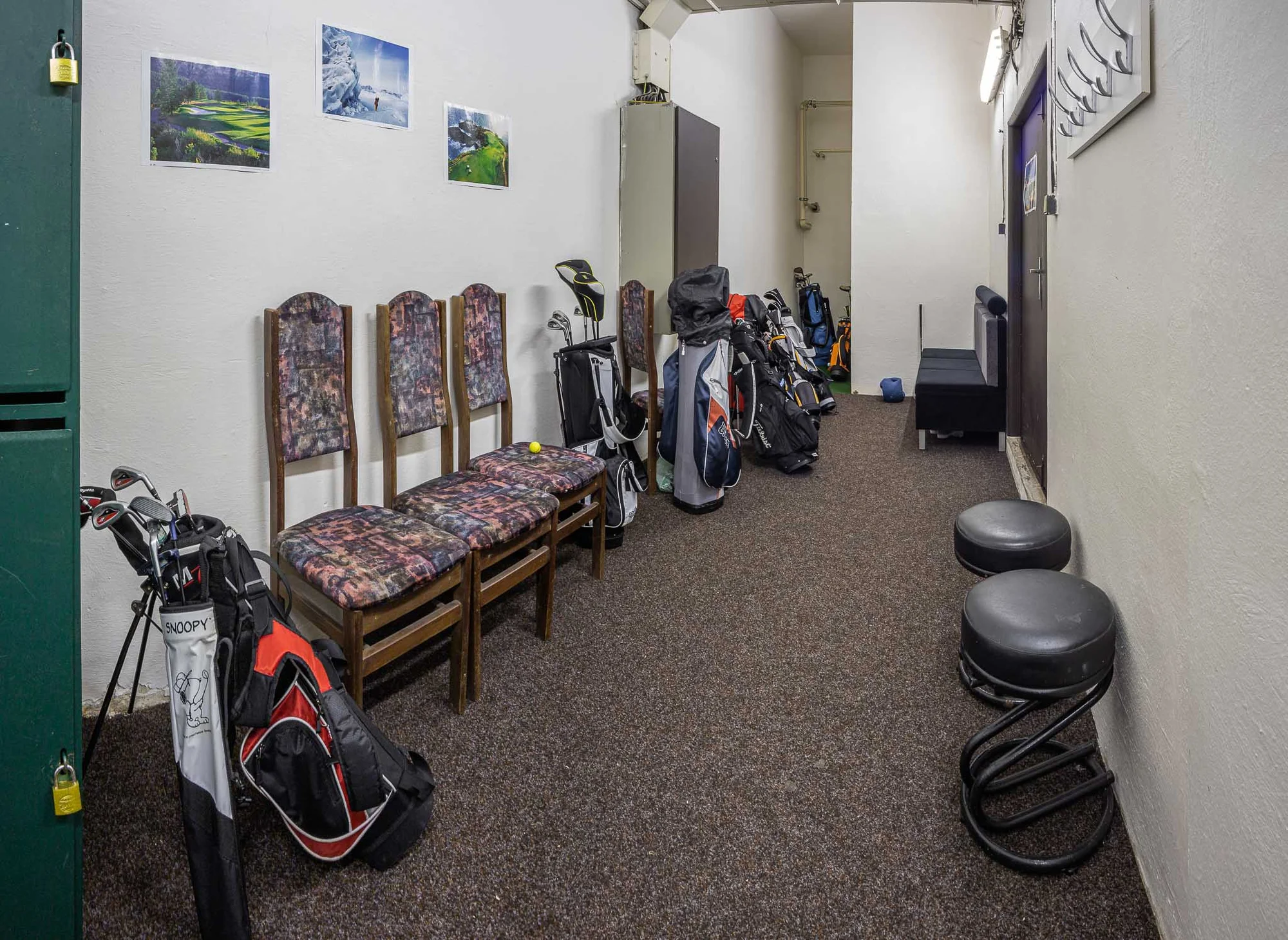 Vstupy na indoor golf pro začátečníky i pokročilé: simulátor, hřiště i tréninkové odpaliště na 1-2 hod.