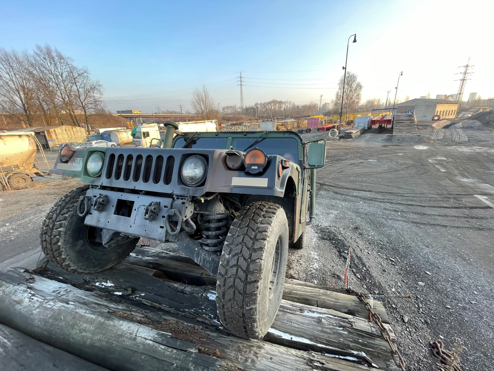 Drsná jízda terénním vozem Hummer H1: 15–60 min. spolujízdy či řízení