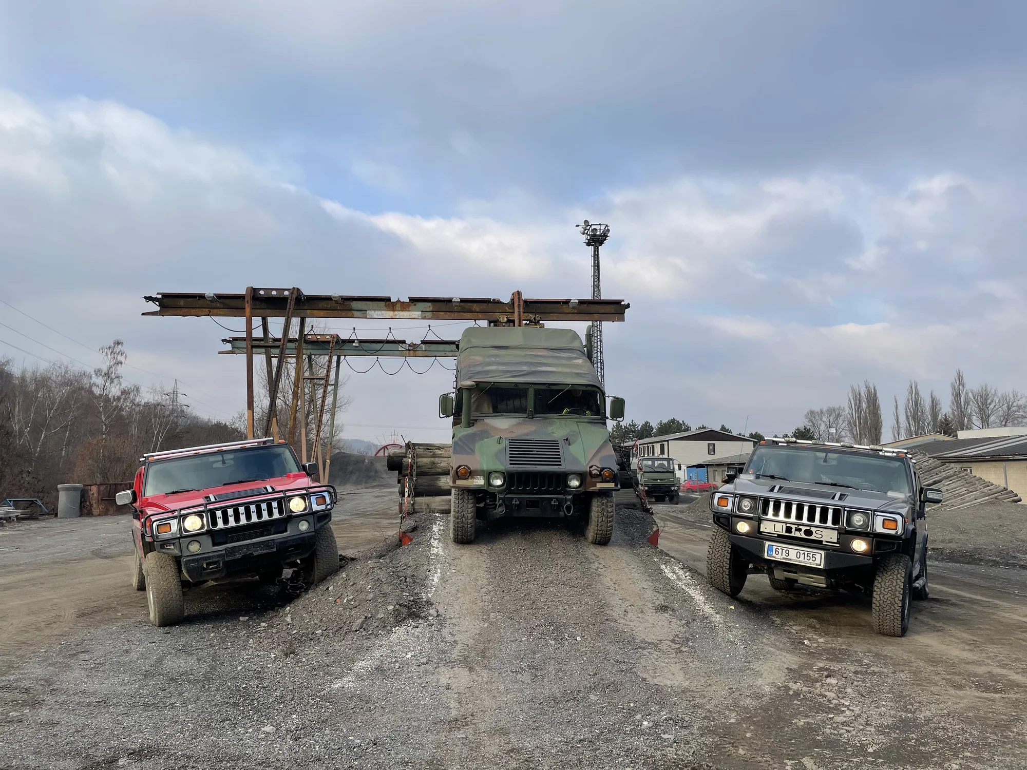 Drsná jízda terénním vozem Hummer H1: 15–60 min. spolujízdy či řízení