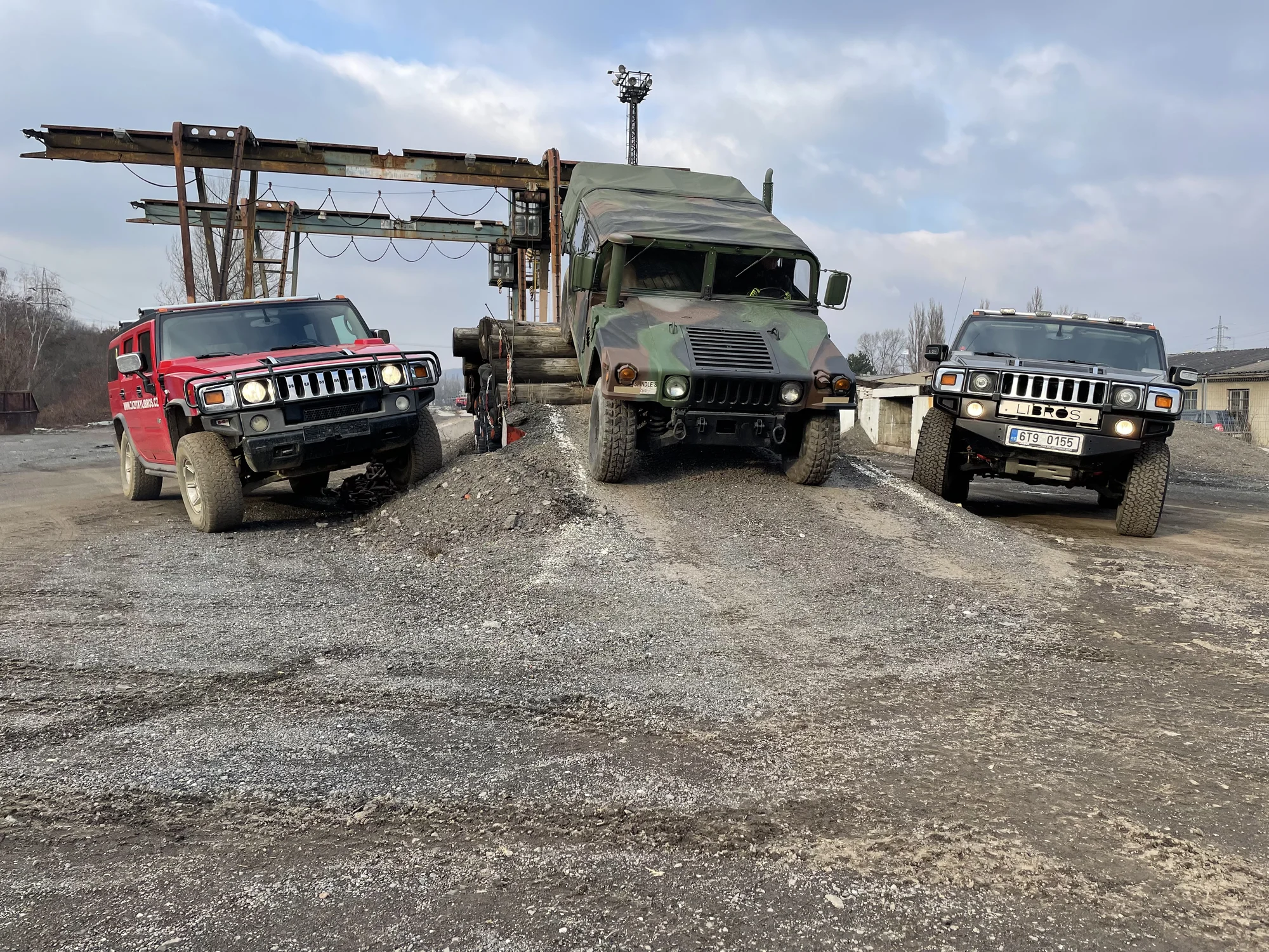 Drsná jízda terénním vozem Hummer H1: 15–60 min. spolujízdy či řízení